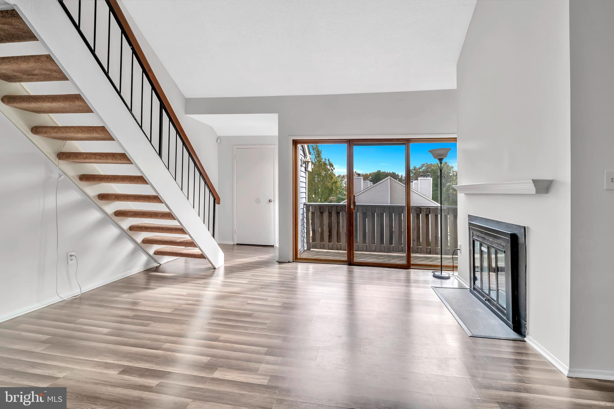 1216 ASPEN DRIVE