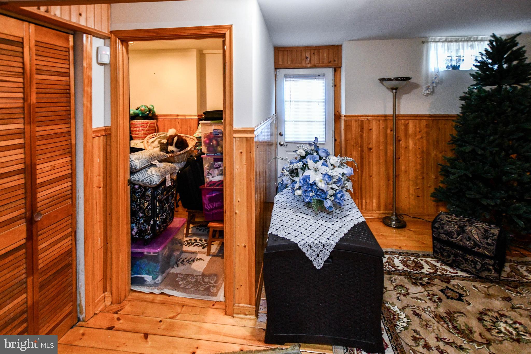 RIVERDALE - Residential