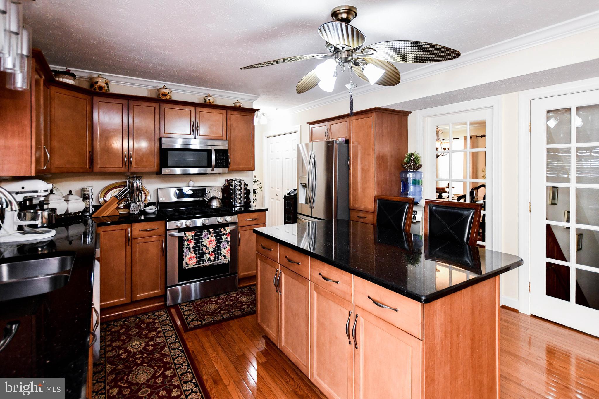 RIVERDALE - Residential