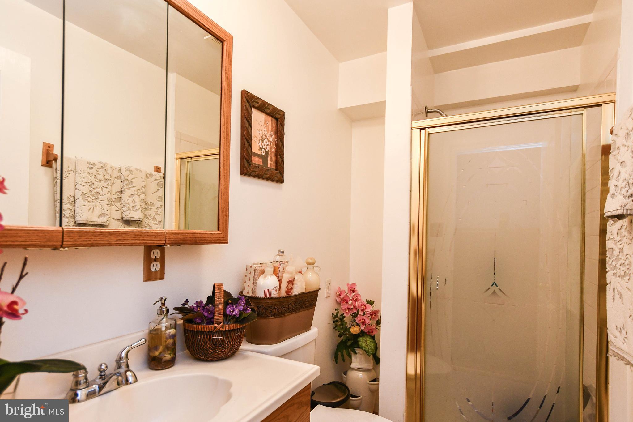 RIVERDALE - Residential