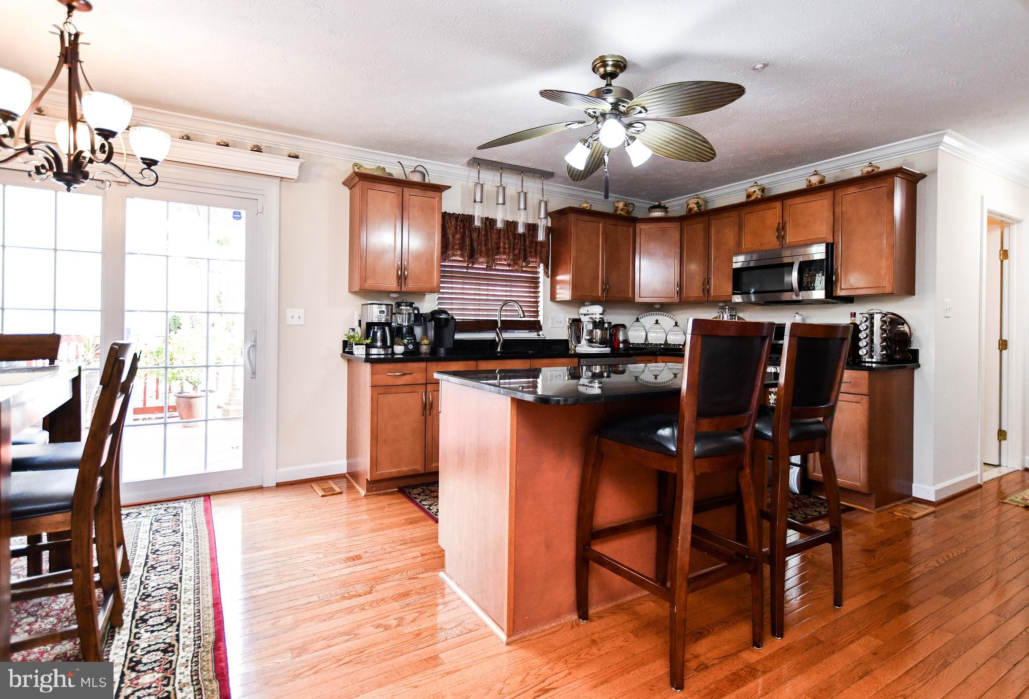 RIVERDALE - Residential