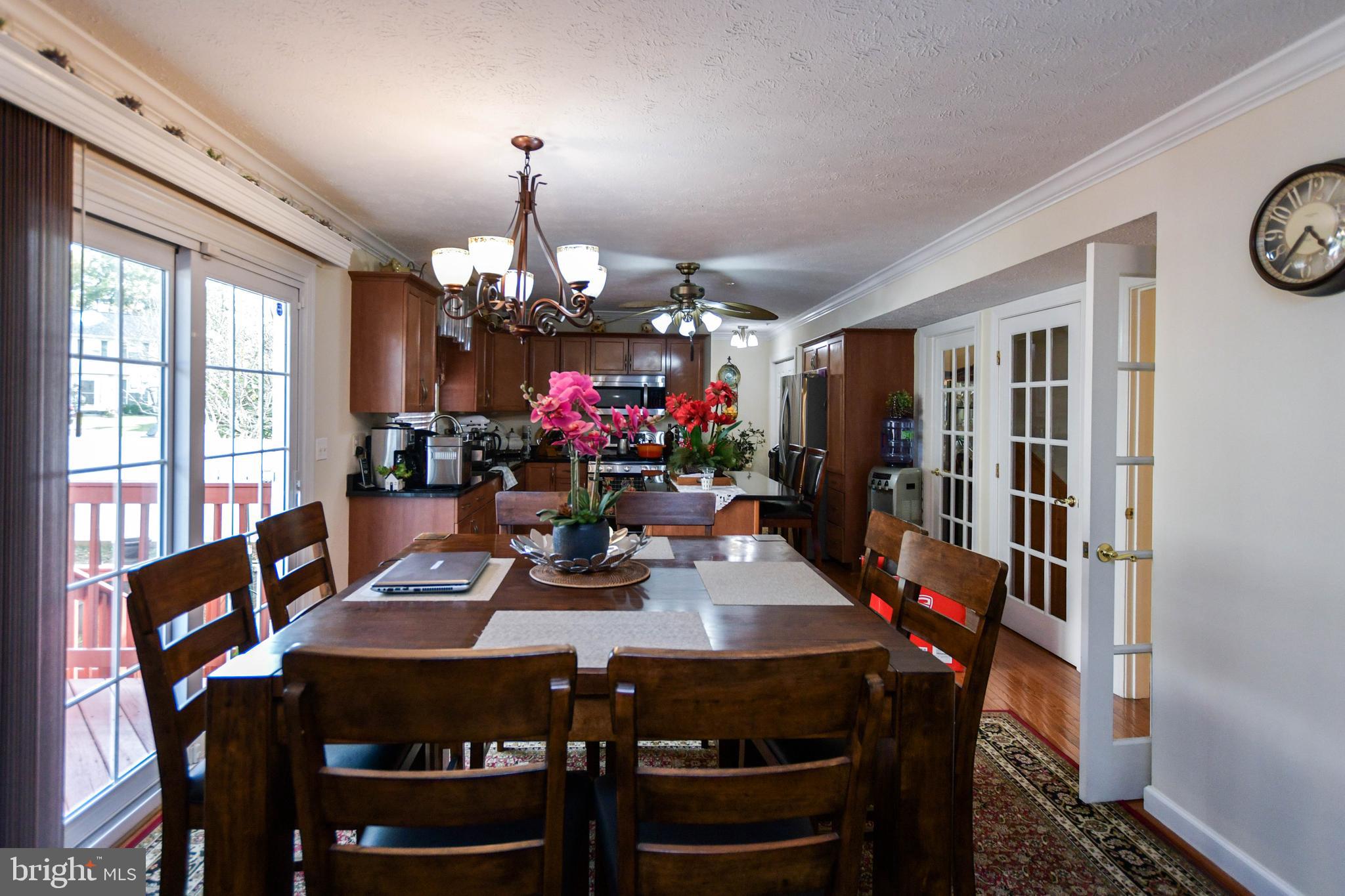 RIVERDALE - Residential