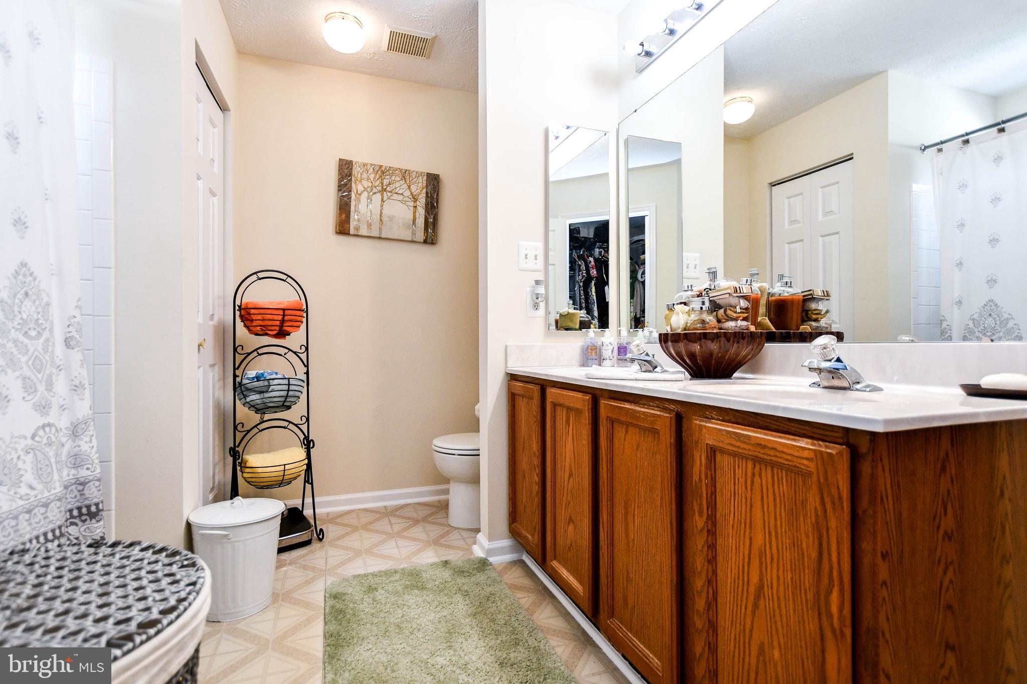 RIVERDALE - Residential