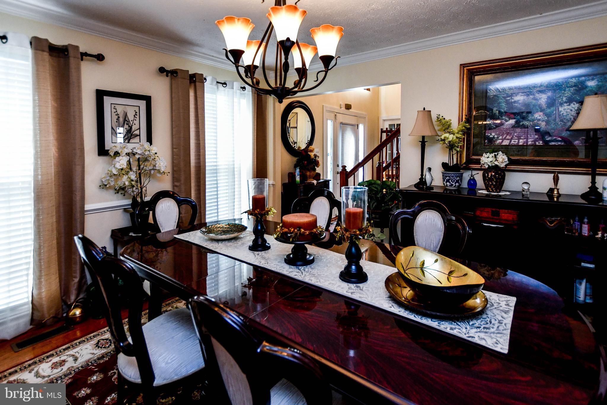 RIVERDALE - Residential