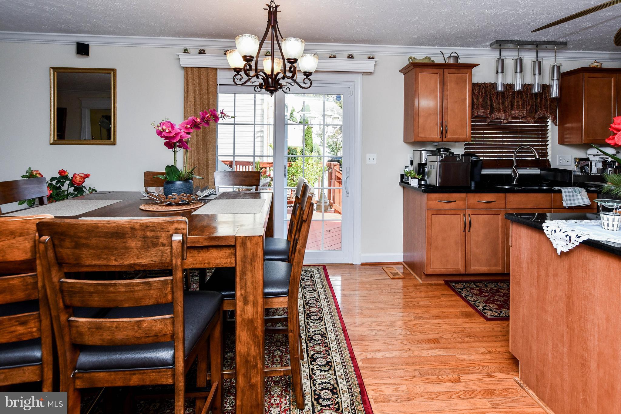 RIVERDALE - Residential