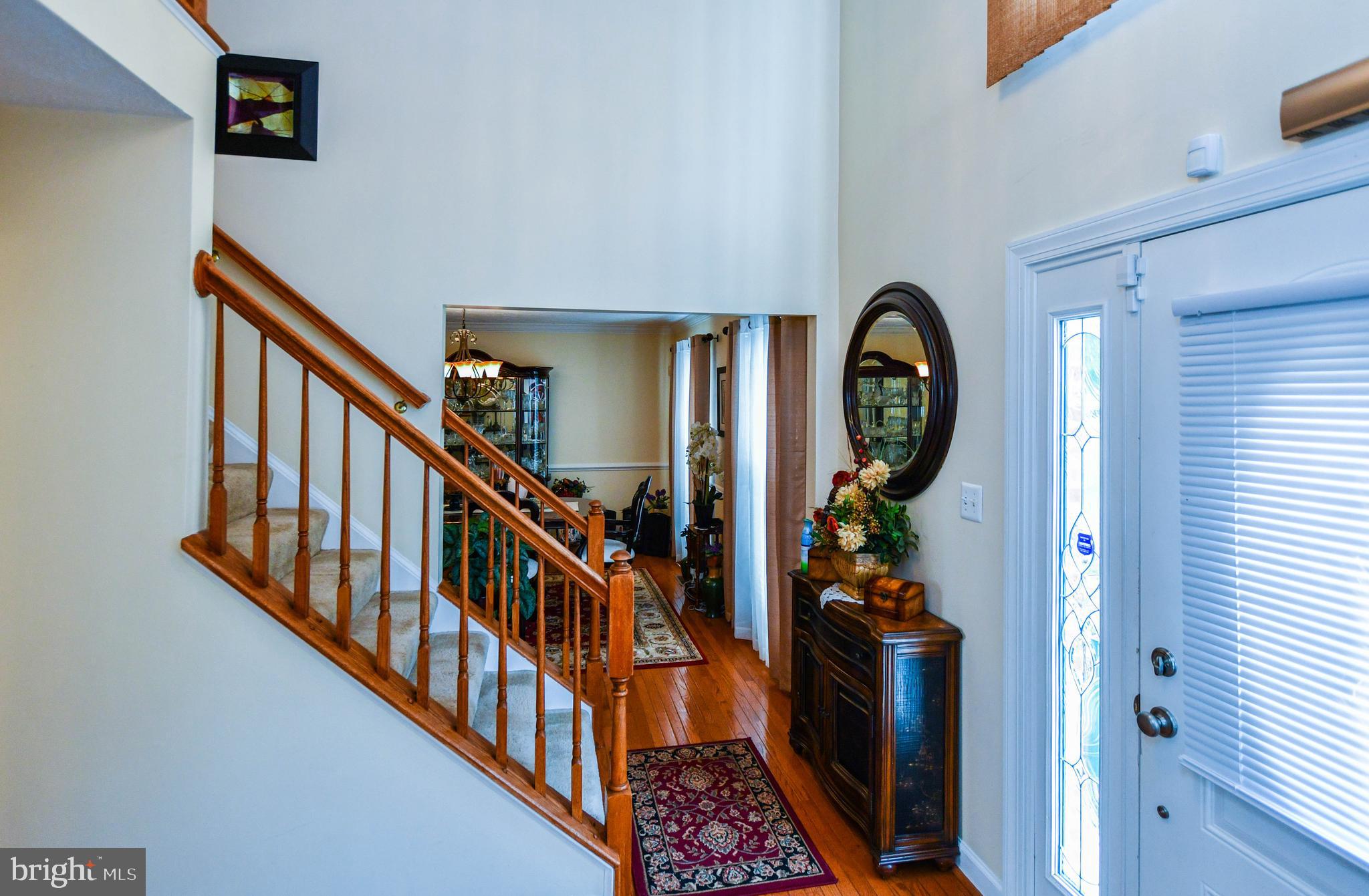 RIVERDALE - Residential