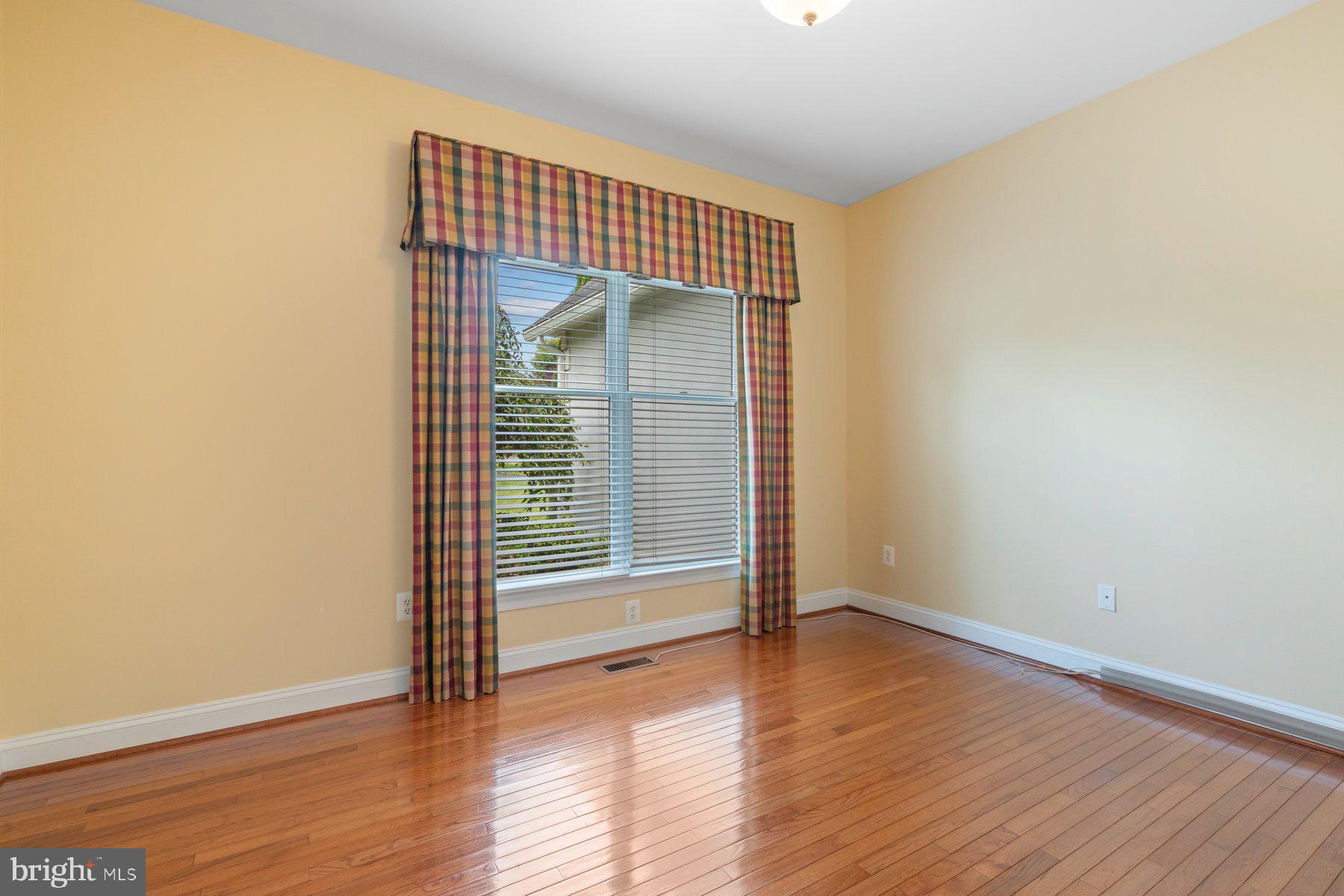 BROOKE MANOR ESTATES - Residential