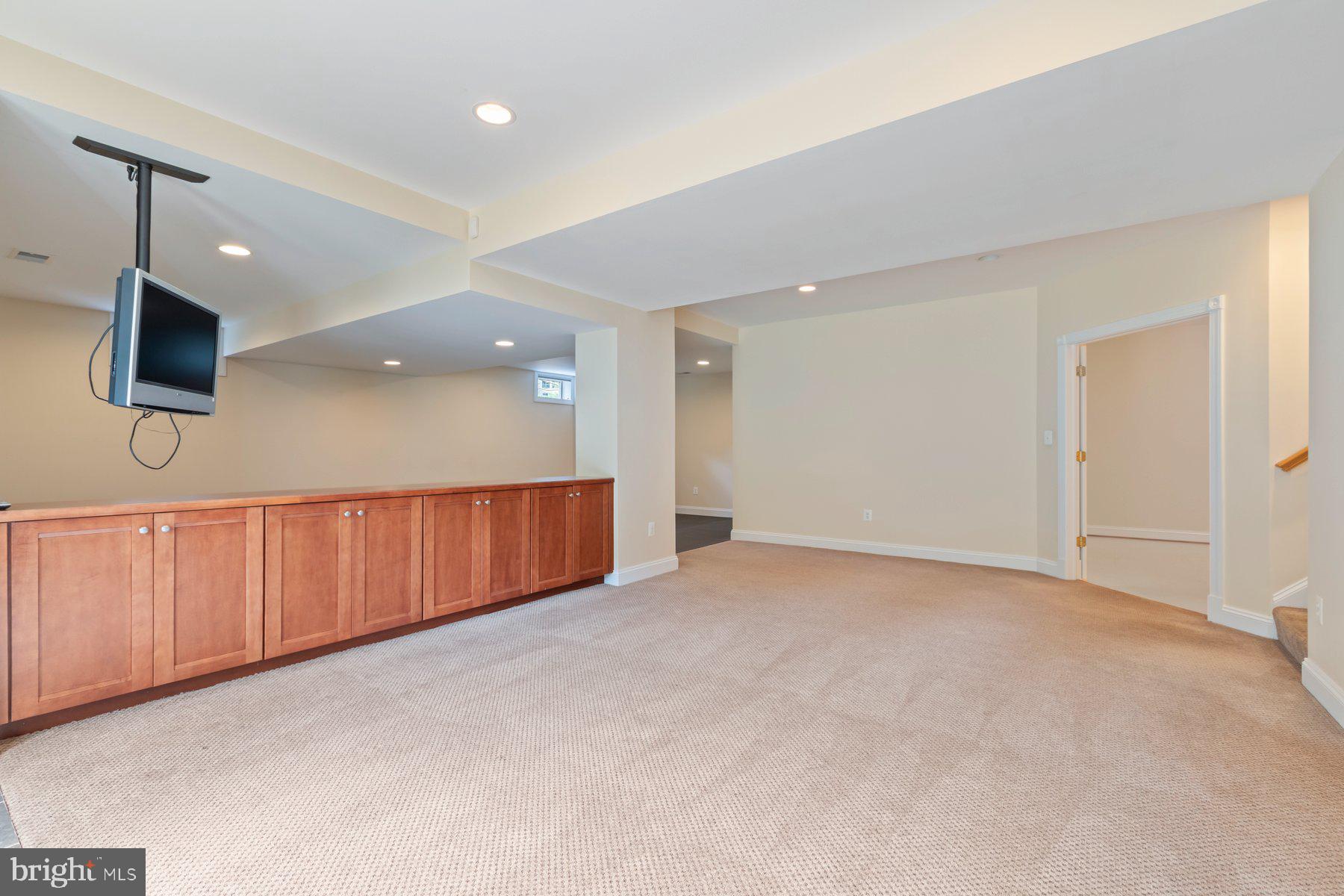 BROOKE MANOR ESTATES - Residential