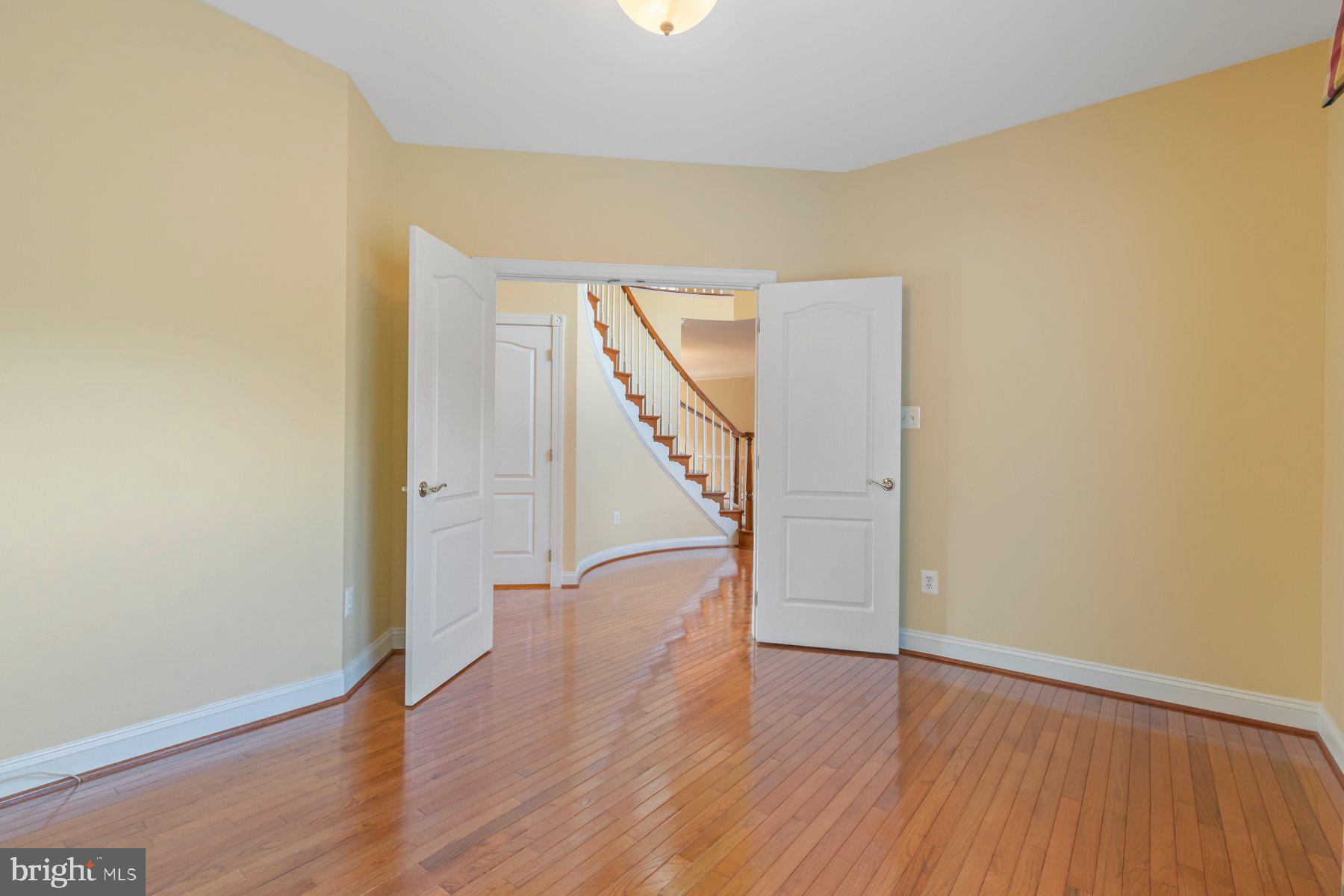 BROOKE MANOR ESTATES - Residential