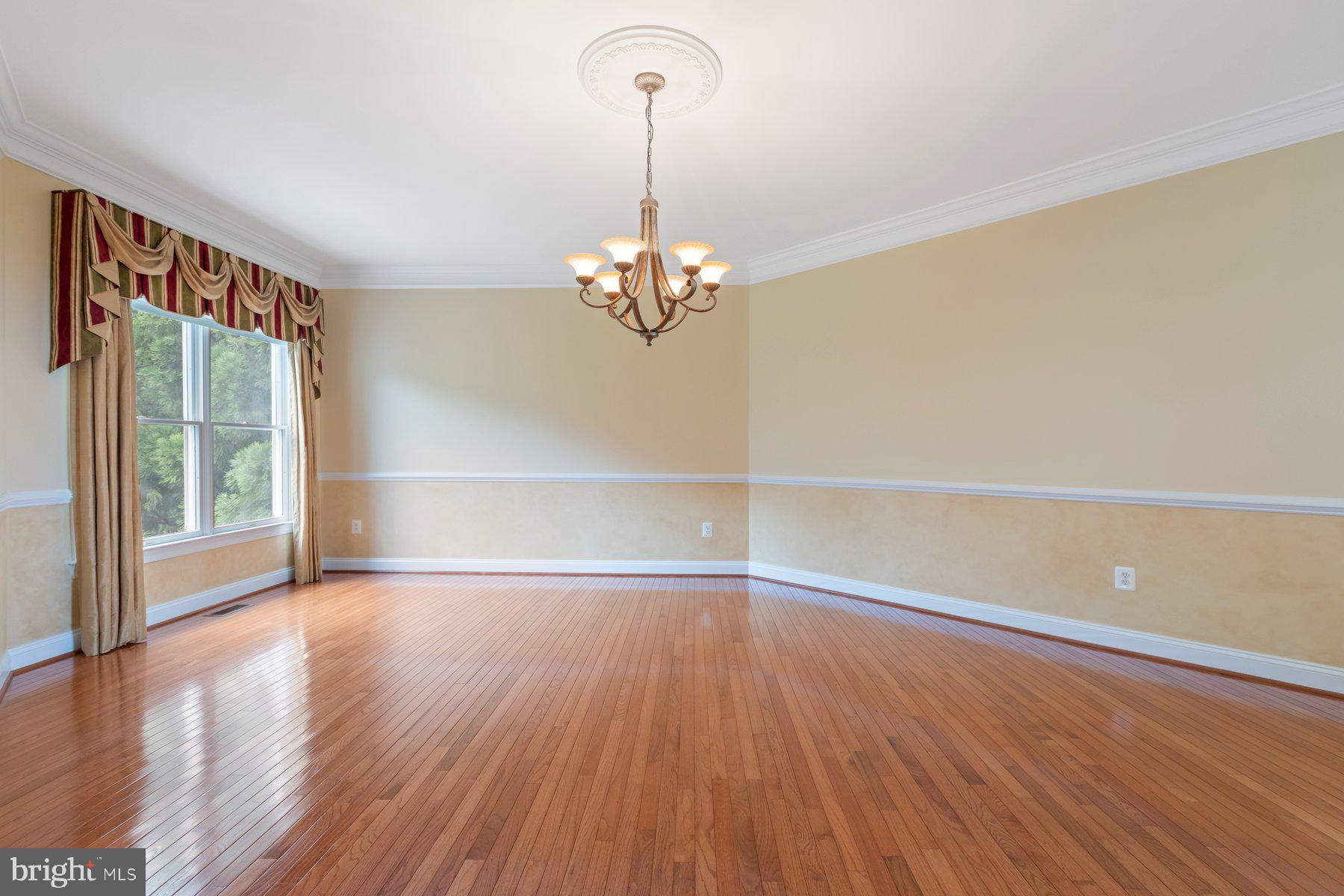 BROOKE MANOR ESTATES - Residential