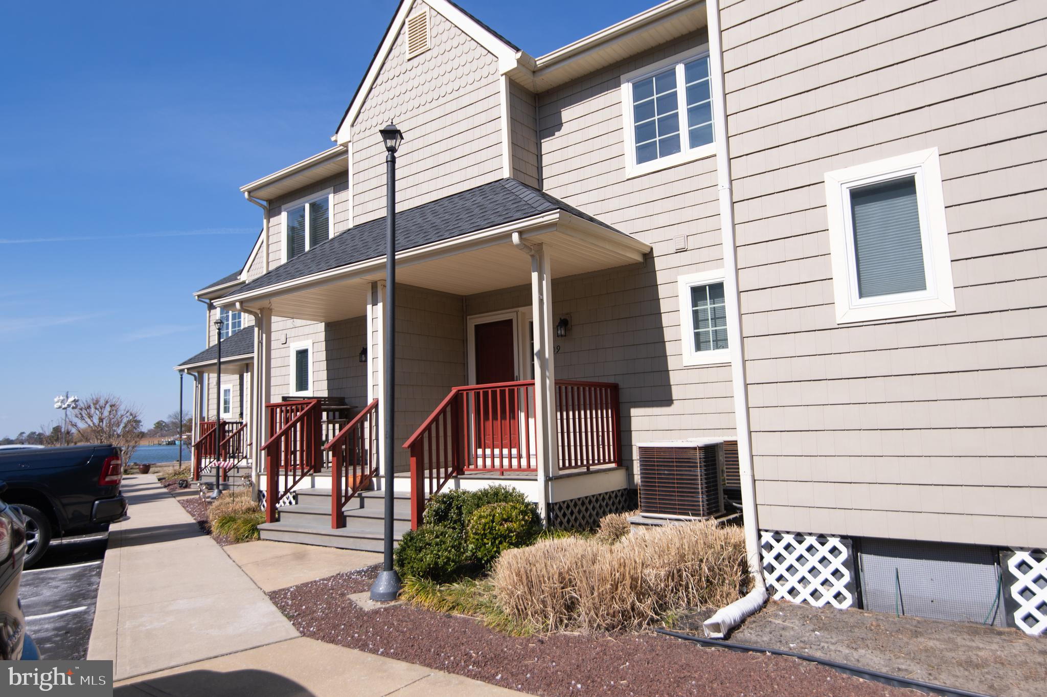 WARWICK LANDING - Residential