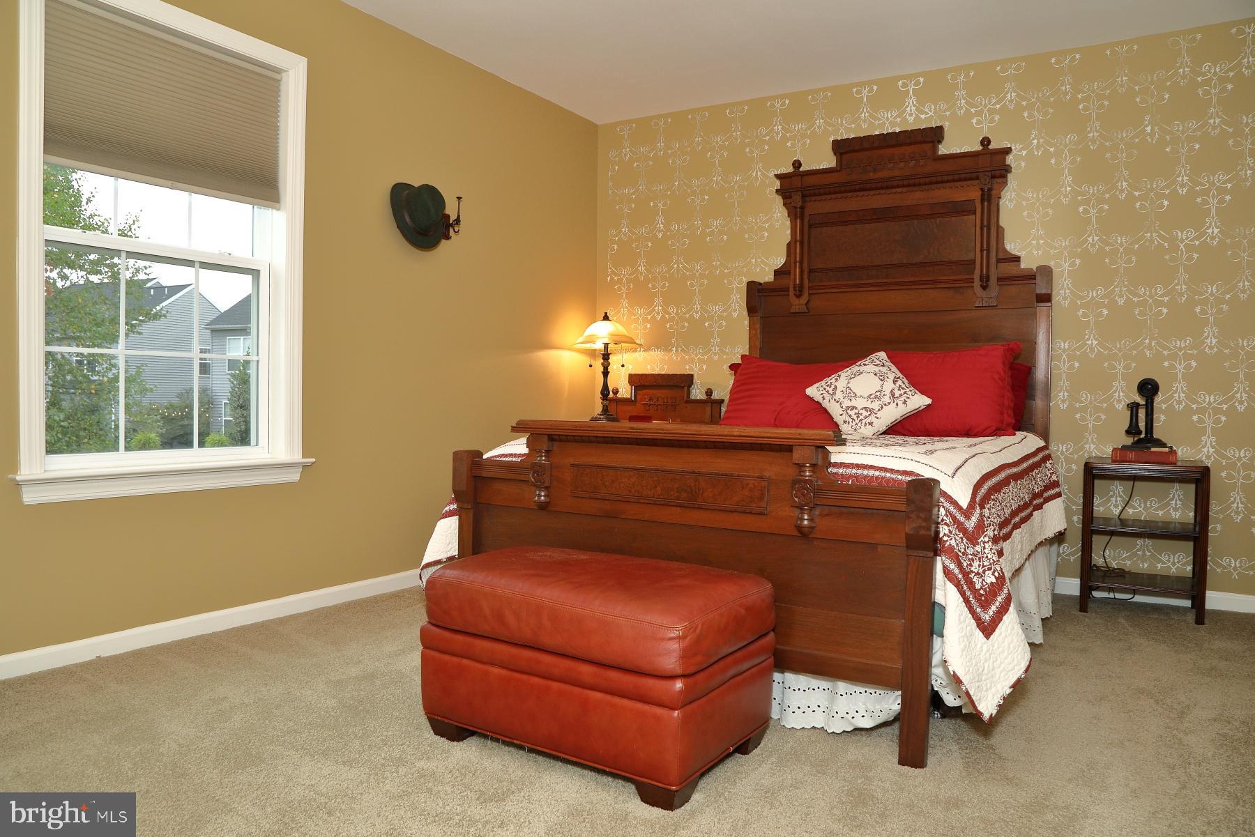 HEMPFIELD CROSSING - Residential