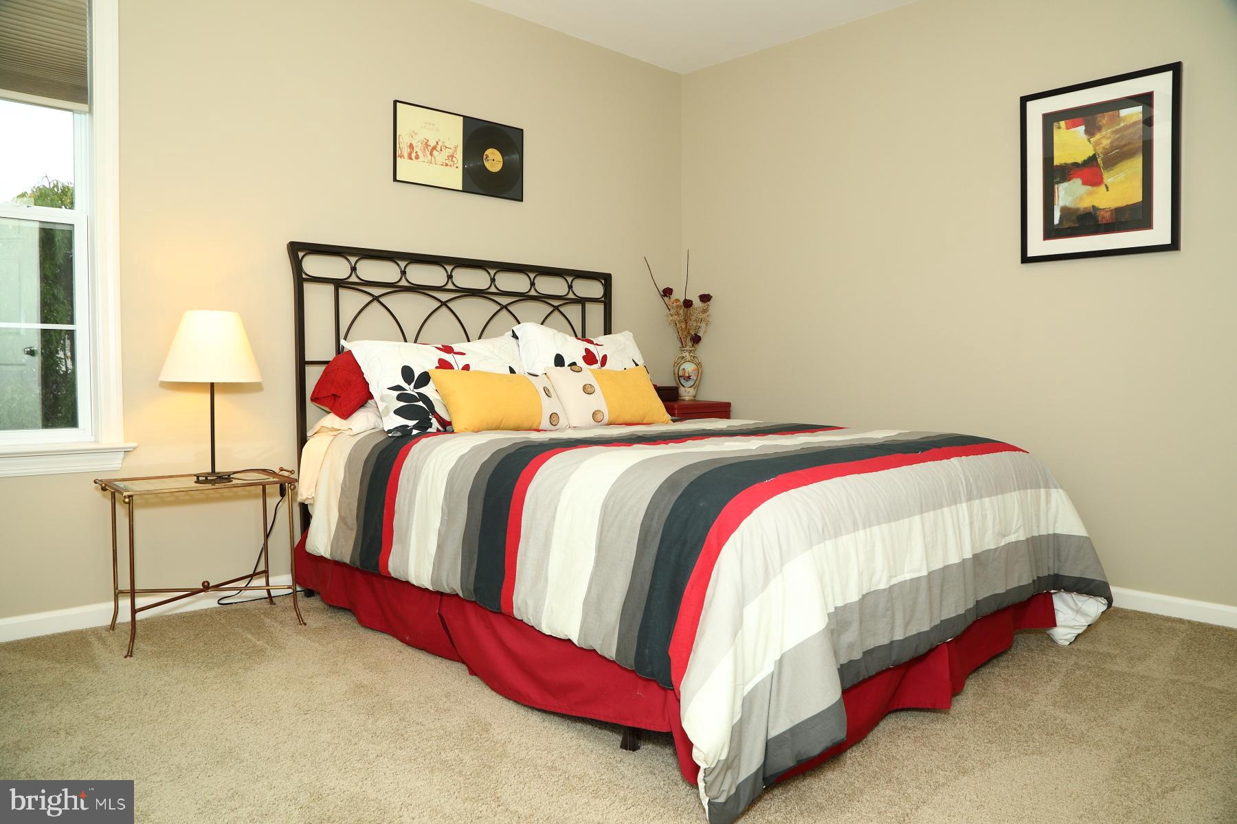 HEMPFIELD CROSSING - Residential