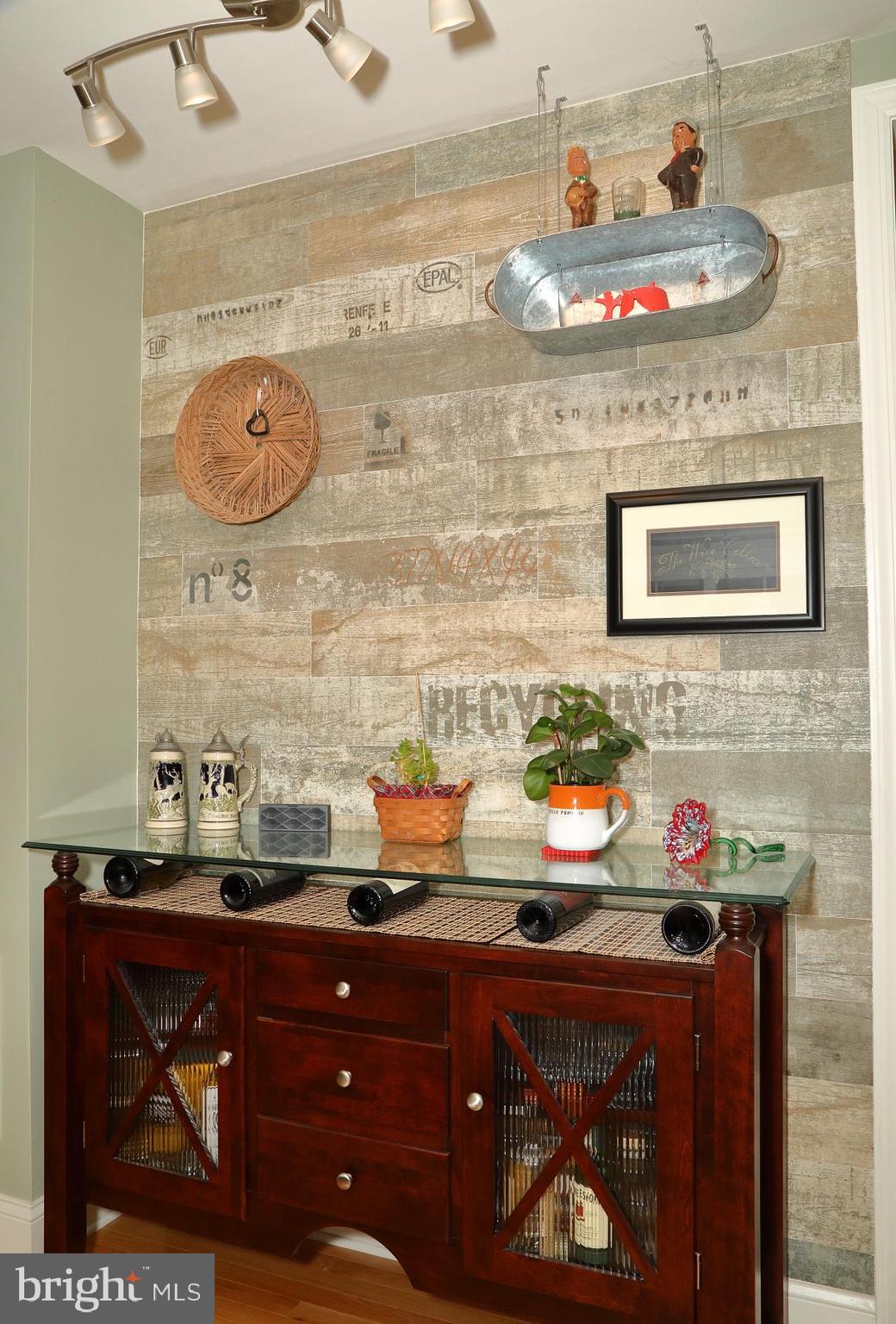 HEMPFIELD CROSSING - Residential