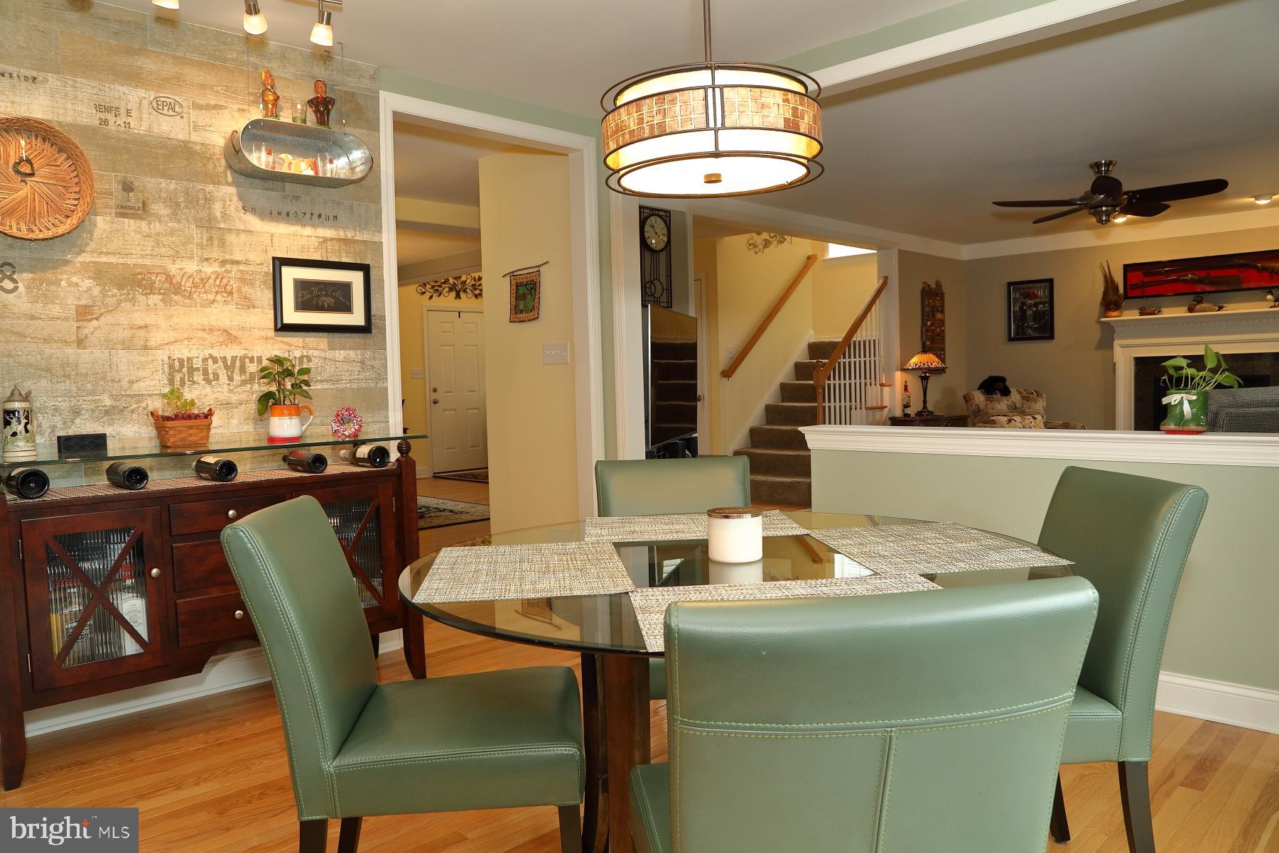 HEMPFIELD CROSSING - Residential