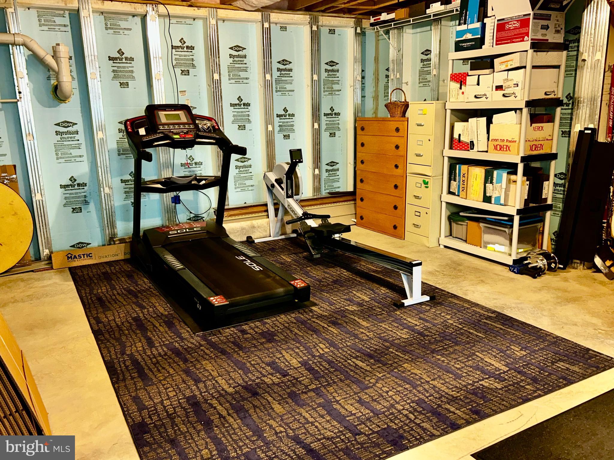 HEMPFIELD CROSSING - Residential