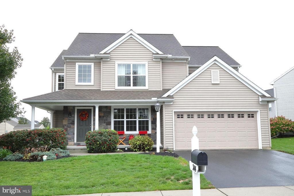 Photo of 344 Wissler Way, Landisville, PA 17538 (MLS # PALA2058348)