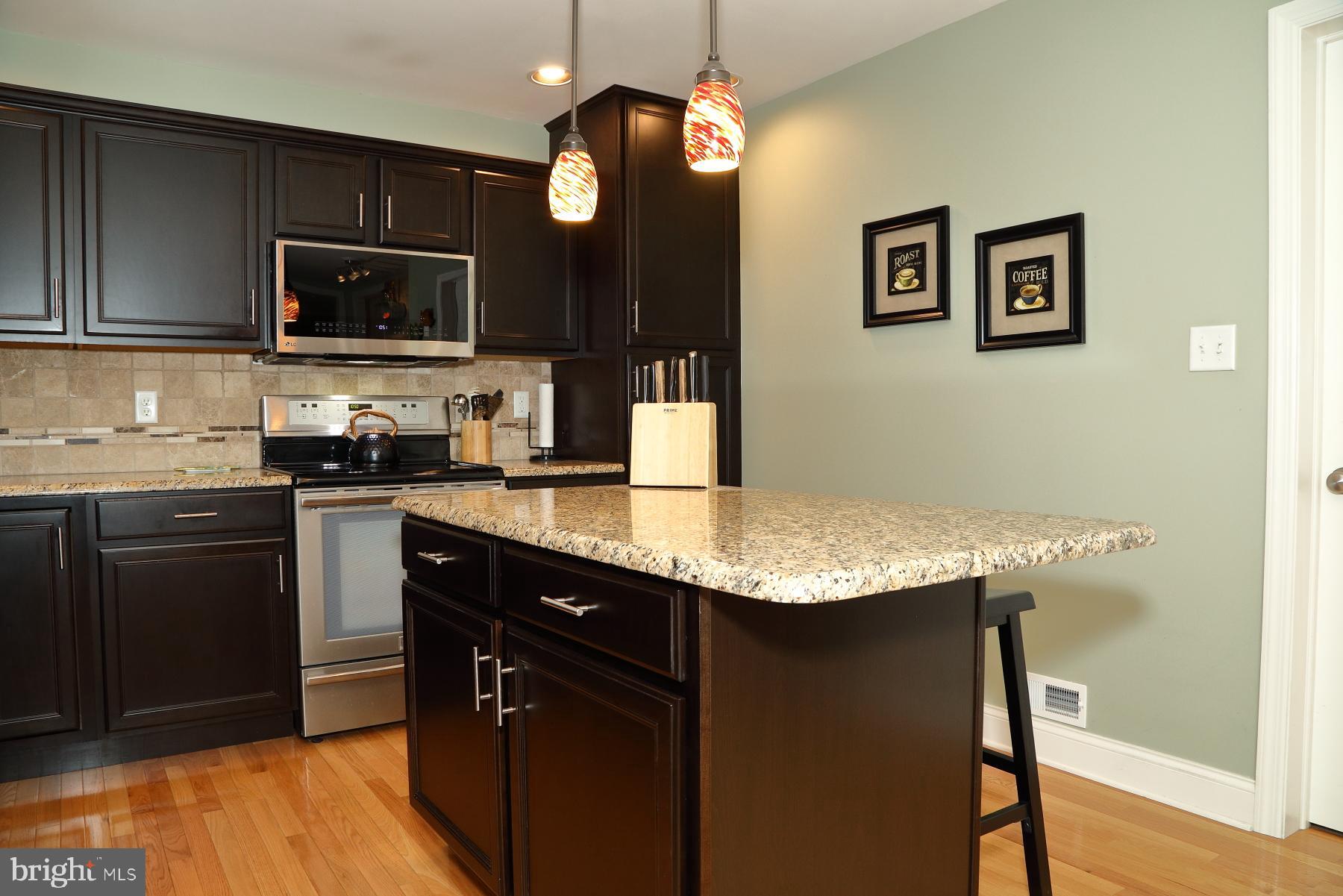 HEMPFIELD CROSSING - Residential