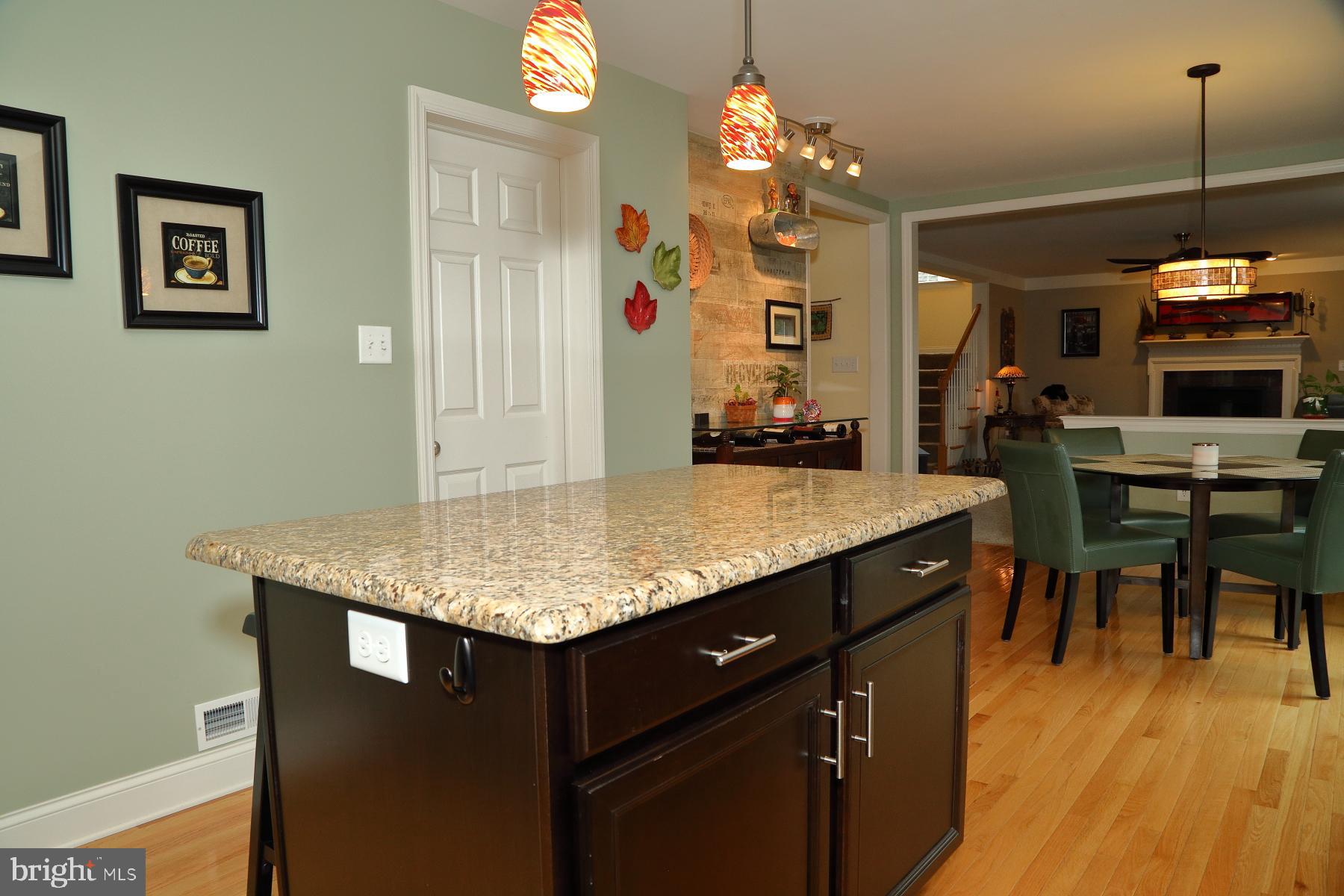 HEMPFIELD CROSSING - Residential