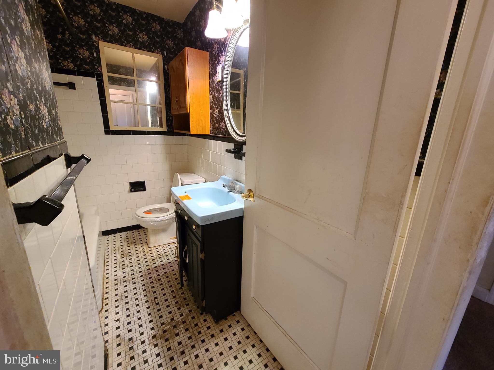 LINTHICUM HEIGHTS - Residential