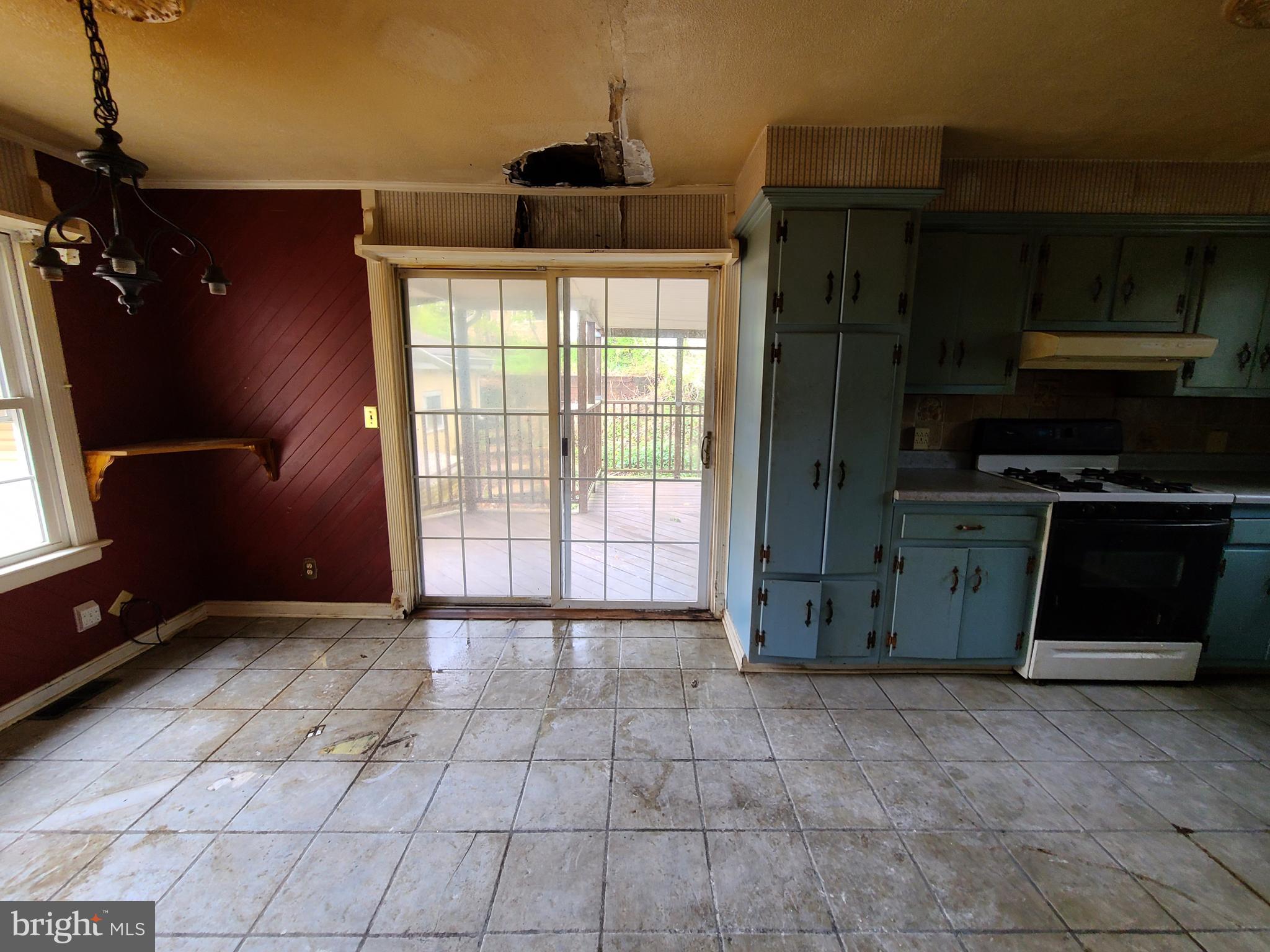 LINTHICUM HEIGHTS - Residential