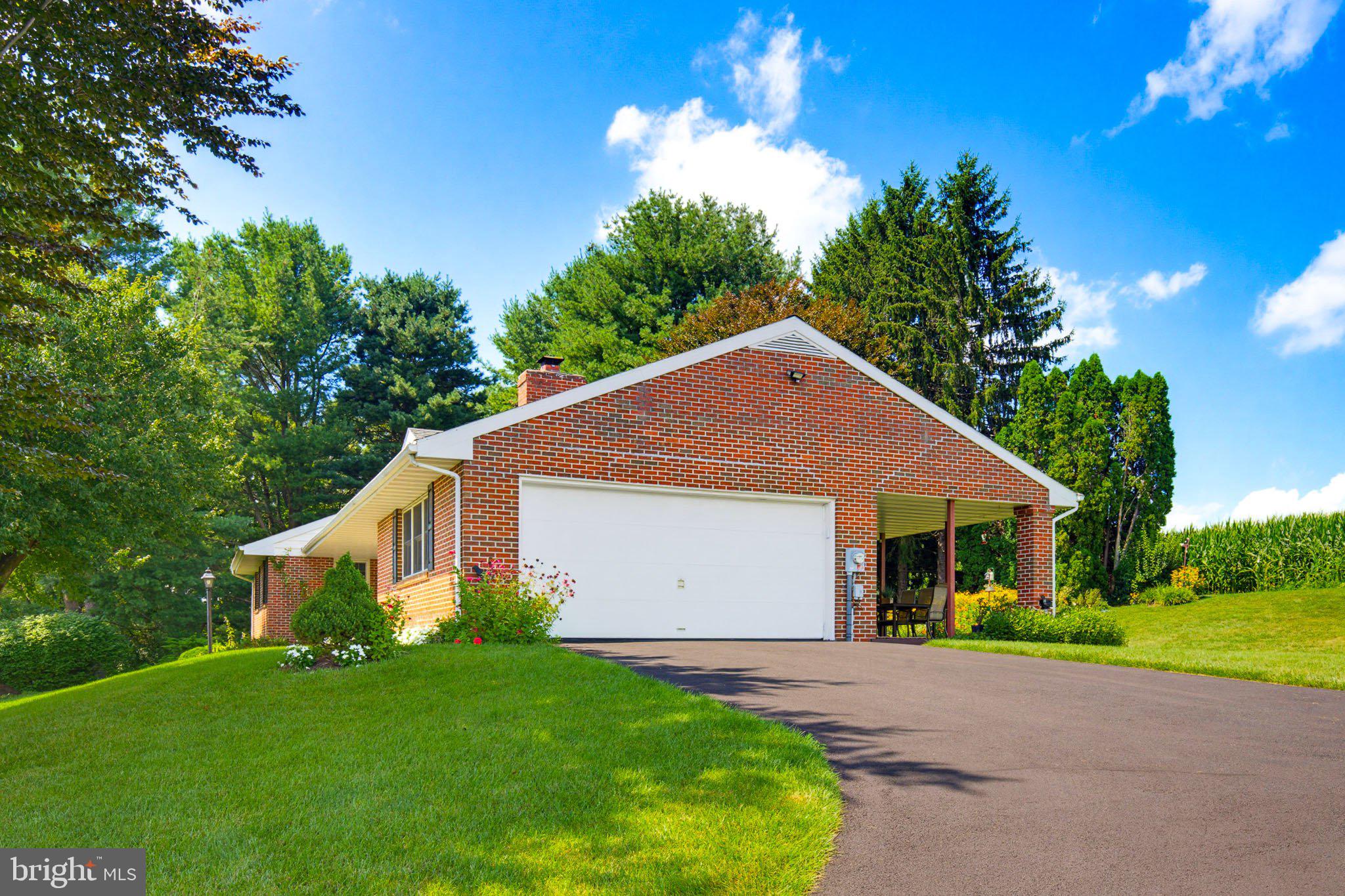 15 WILDFLOWER LANE