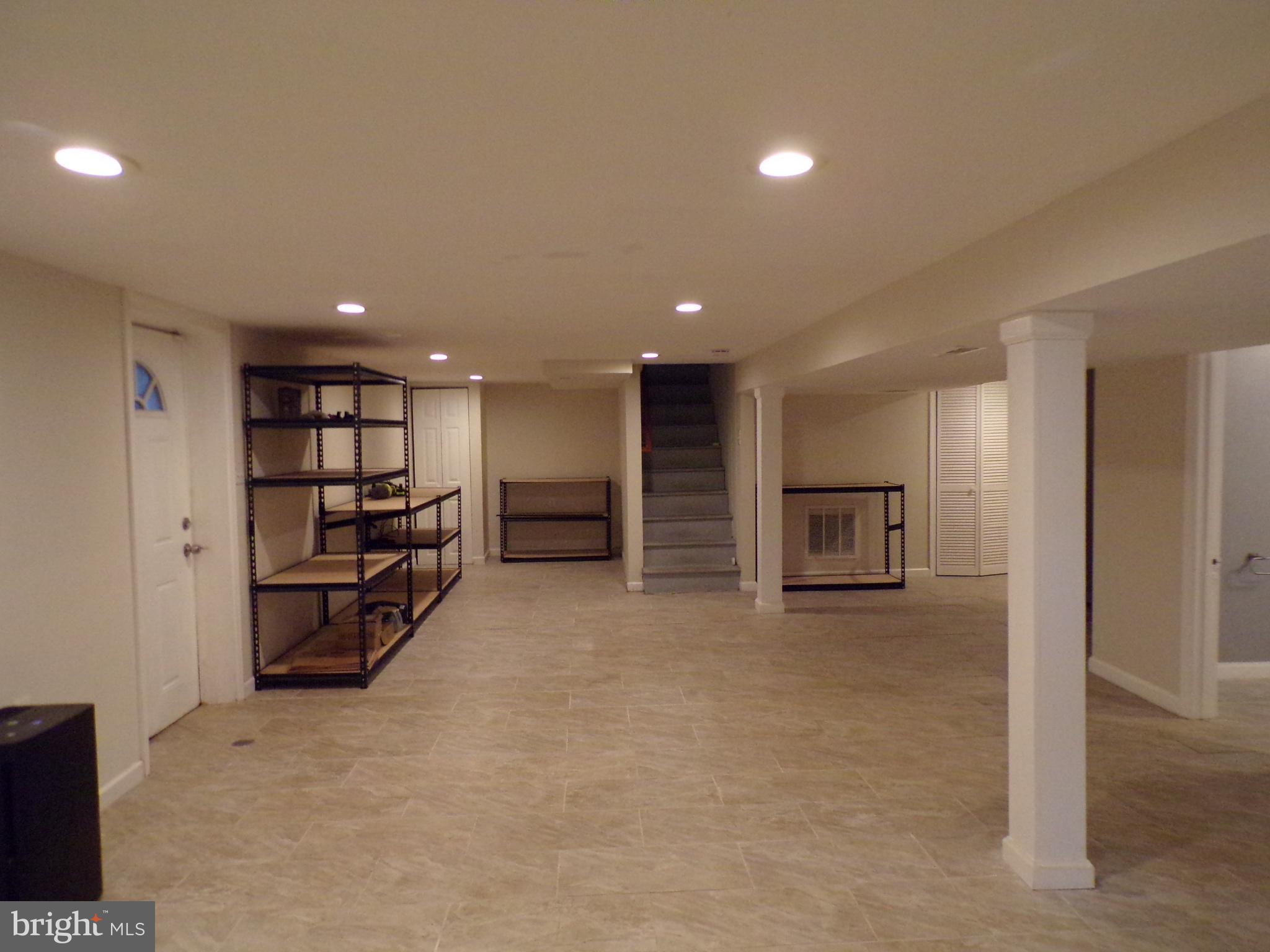 BROOKLAND ESTATES - Residential Lease