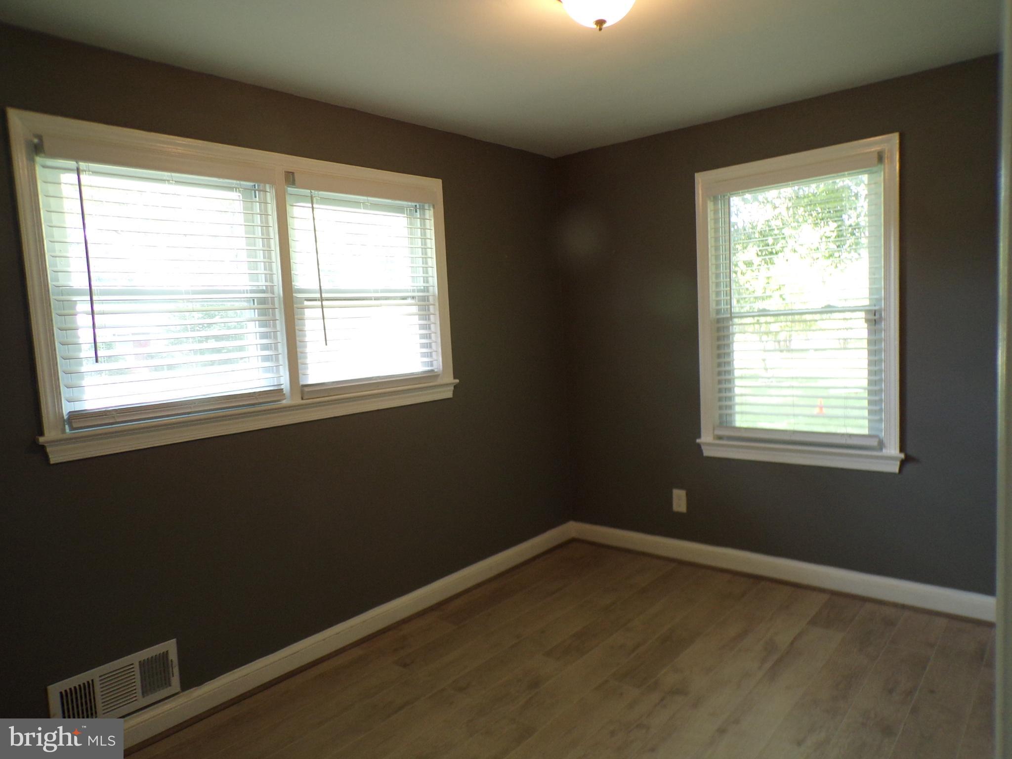 BROOKLAND ESTATES - Residential Lease