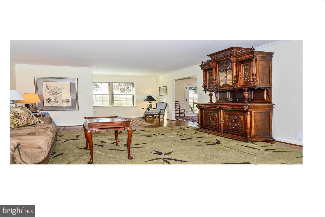 MC LEAN HAMLET - Residential