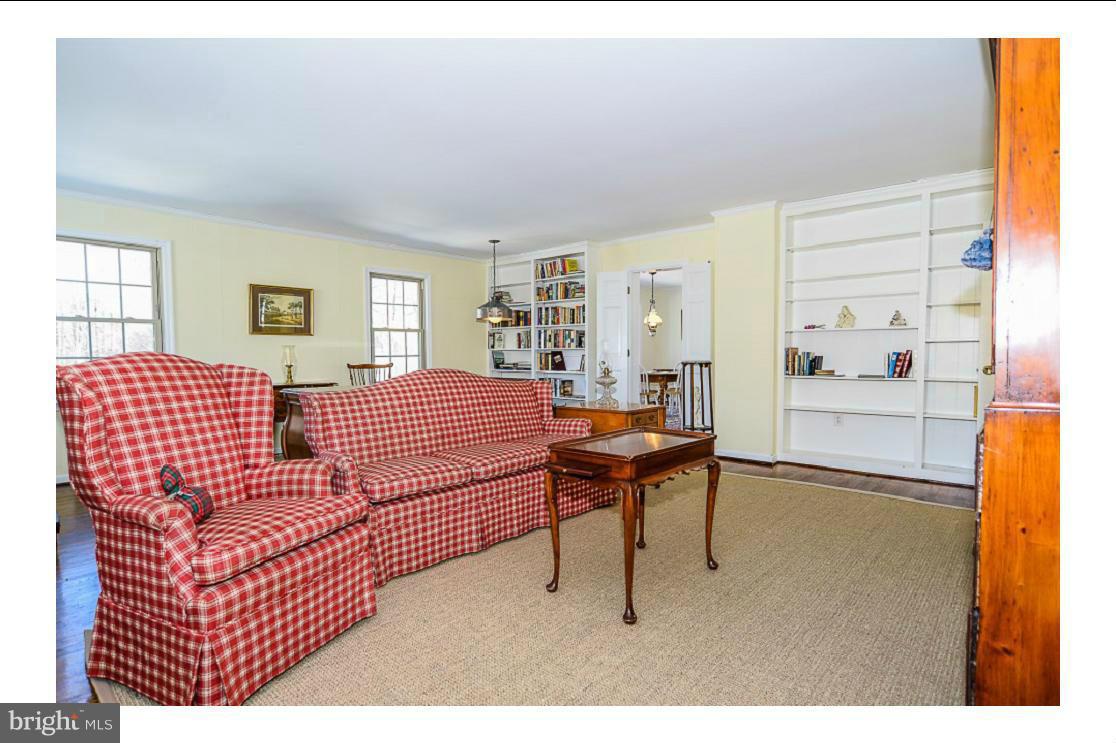 MC LEAN HAMLET - Residential