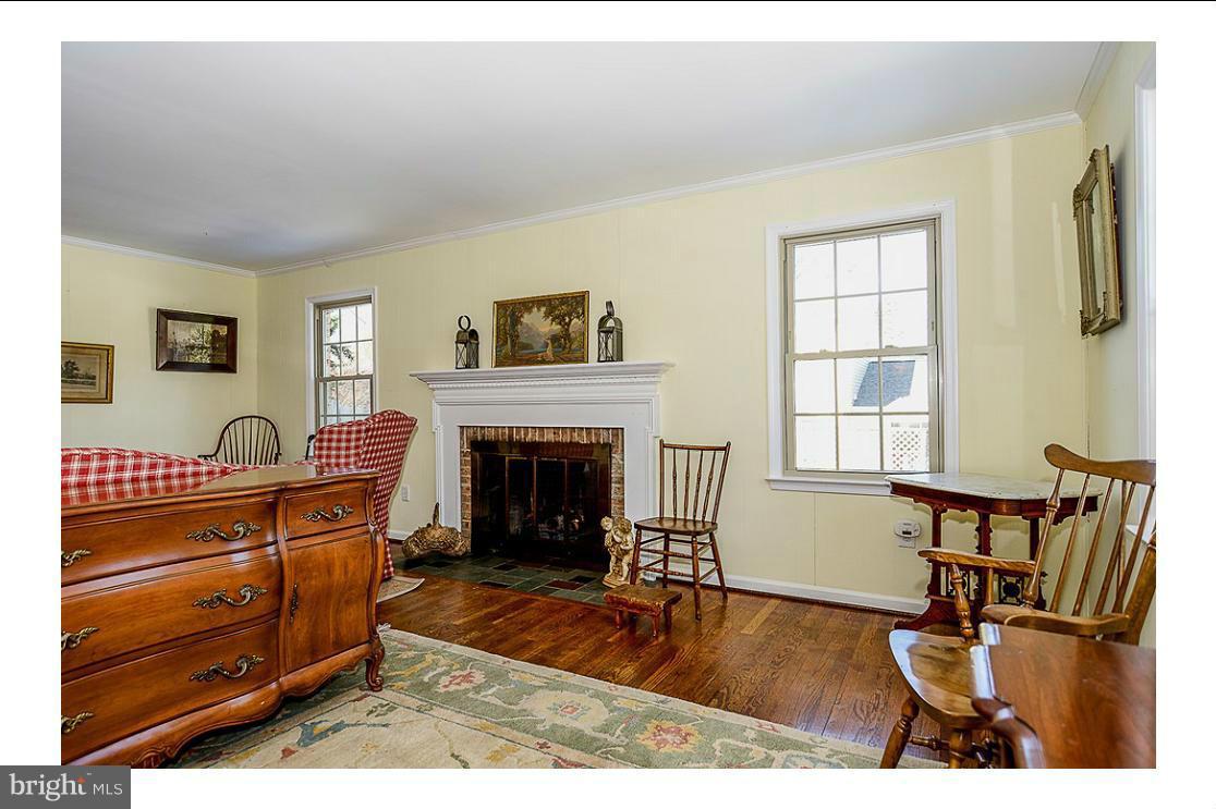 MC LEAN HAMLET - Residential