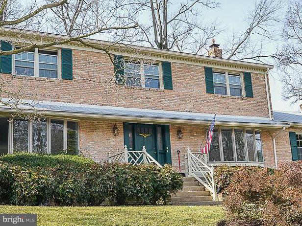 MC LEAN HAMLET - Residential