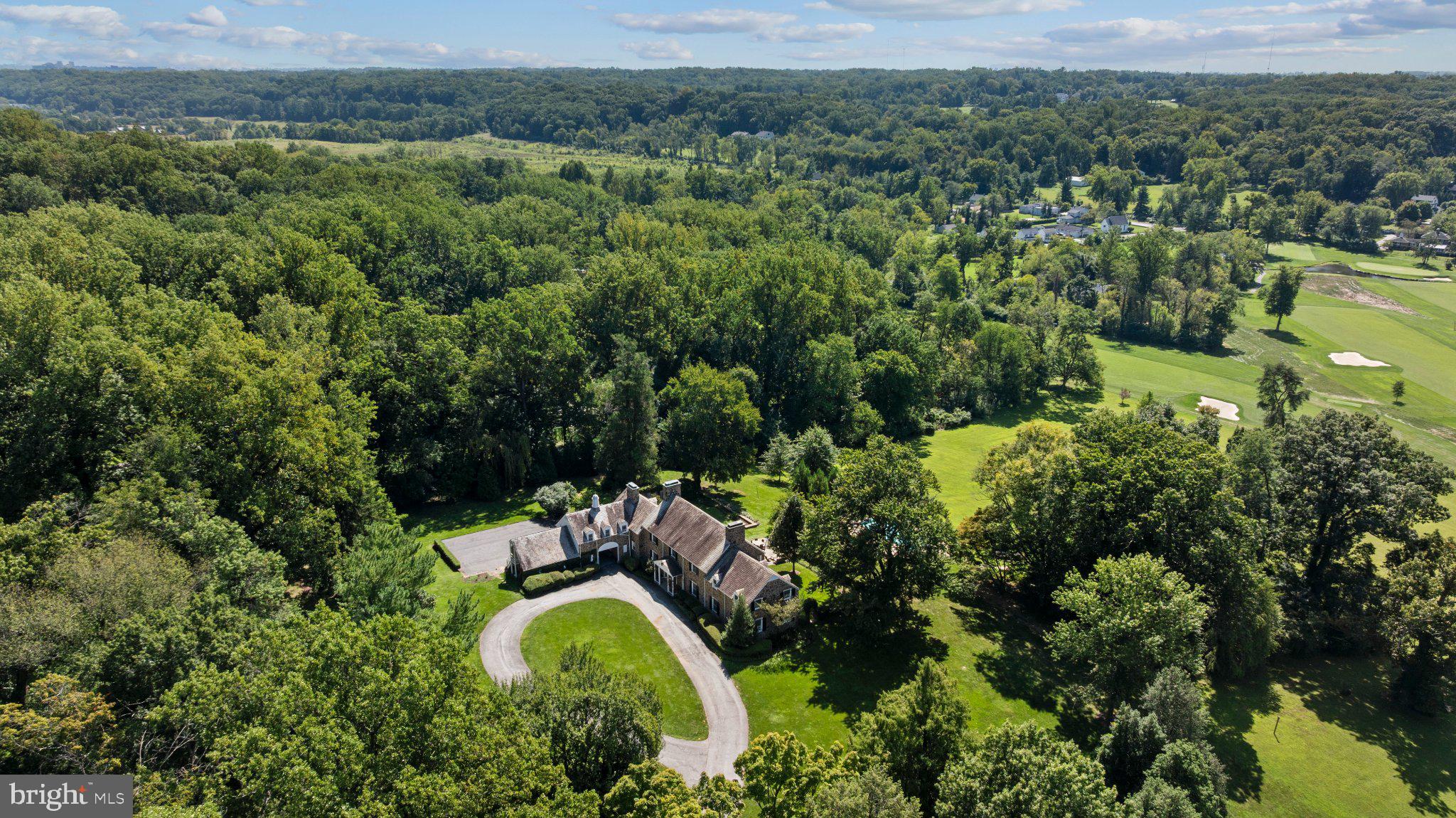 211 GOLF COURSE ROAD