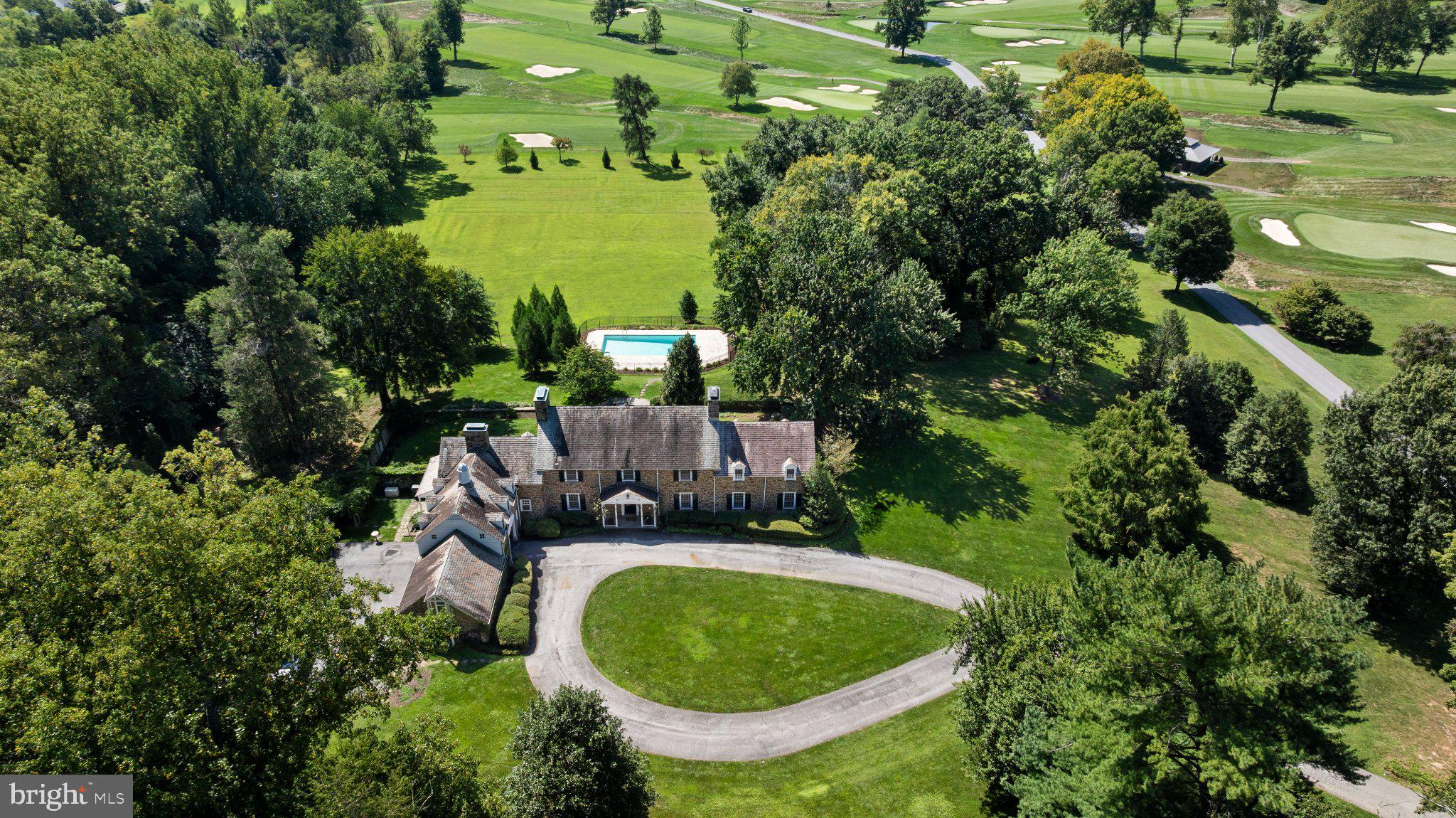 211 GOLF COURSE ROAD