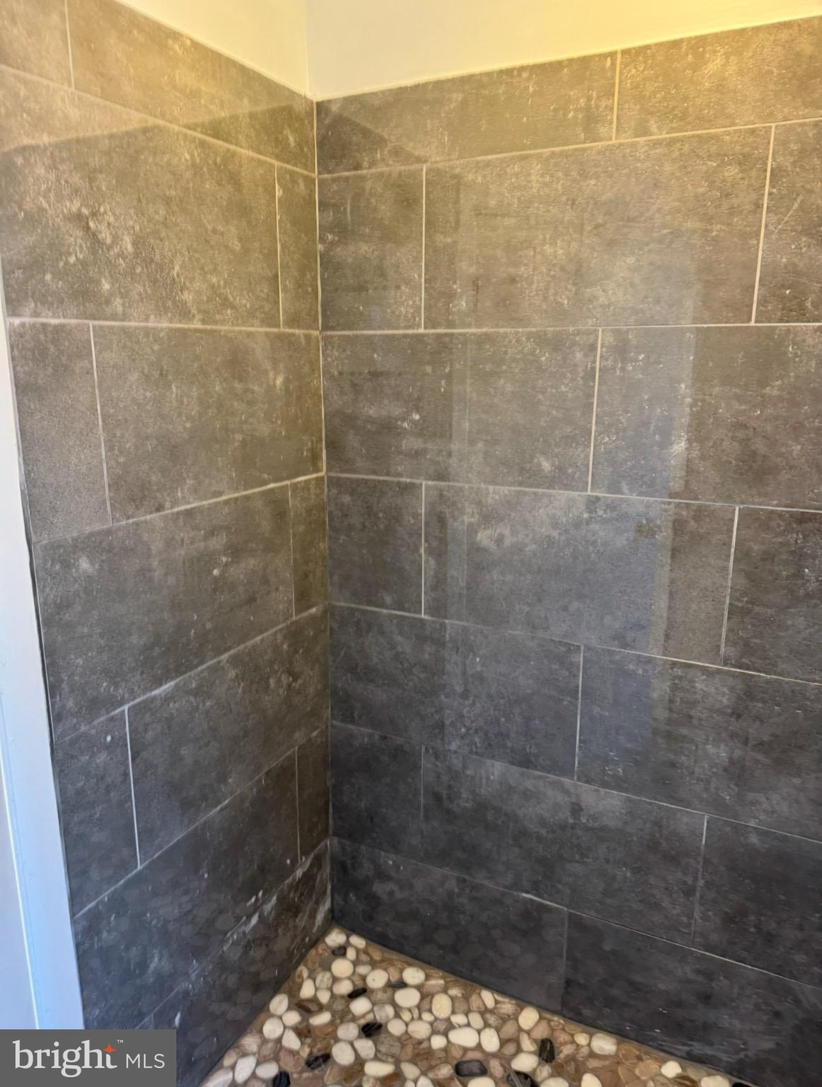 WHITMAN - Residential Lease