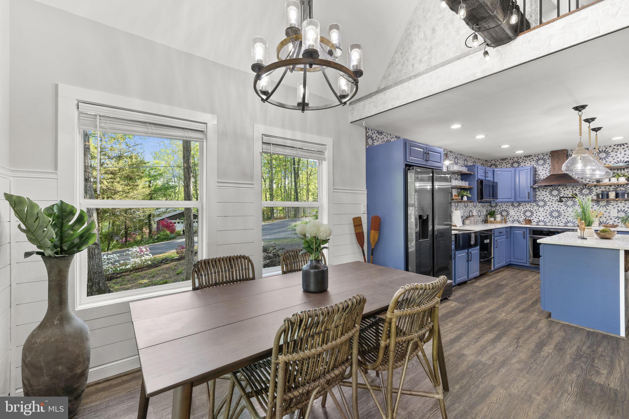 LAKE OF THE WOODS - Residential