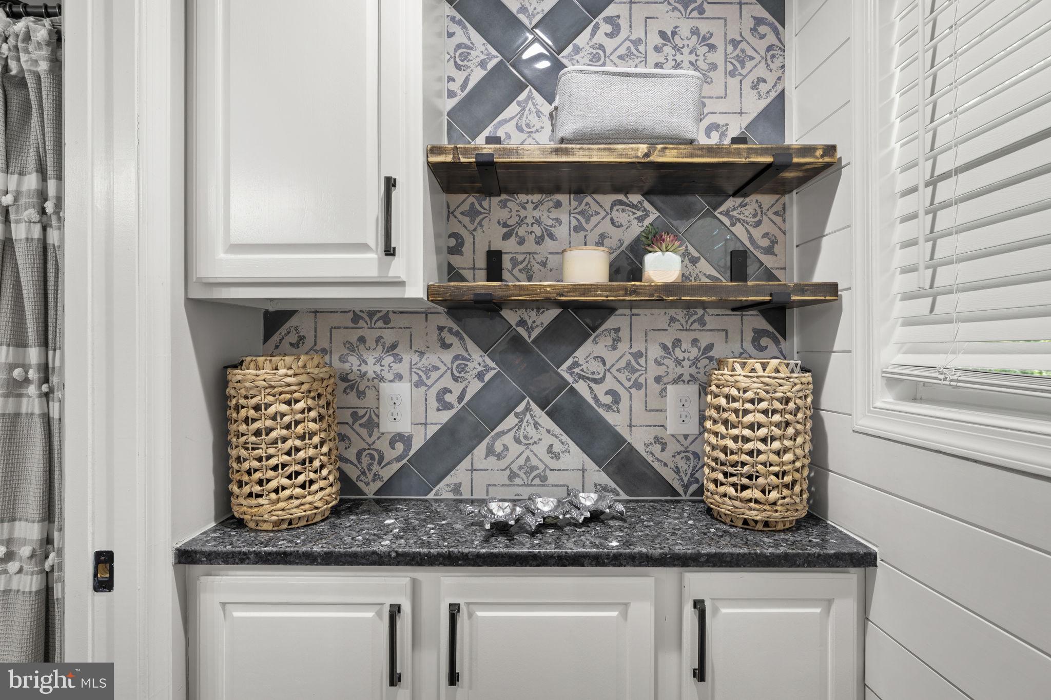 LAKE OF THE WOODS - Residential