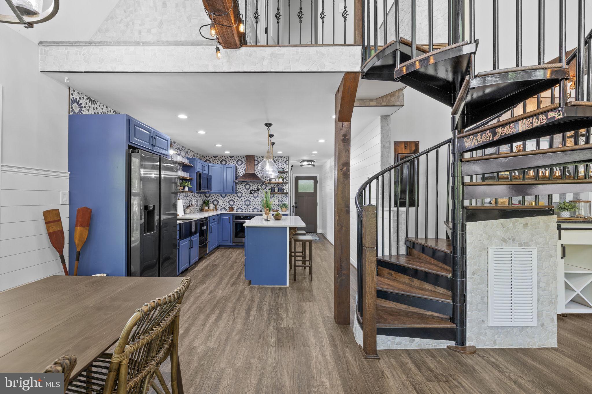 LAKE OF THE WOODS - Residential