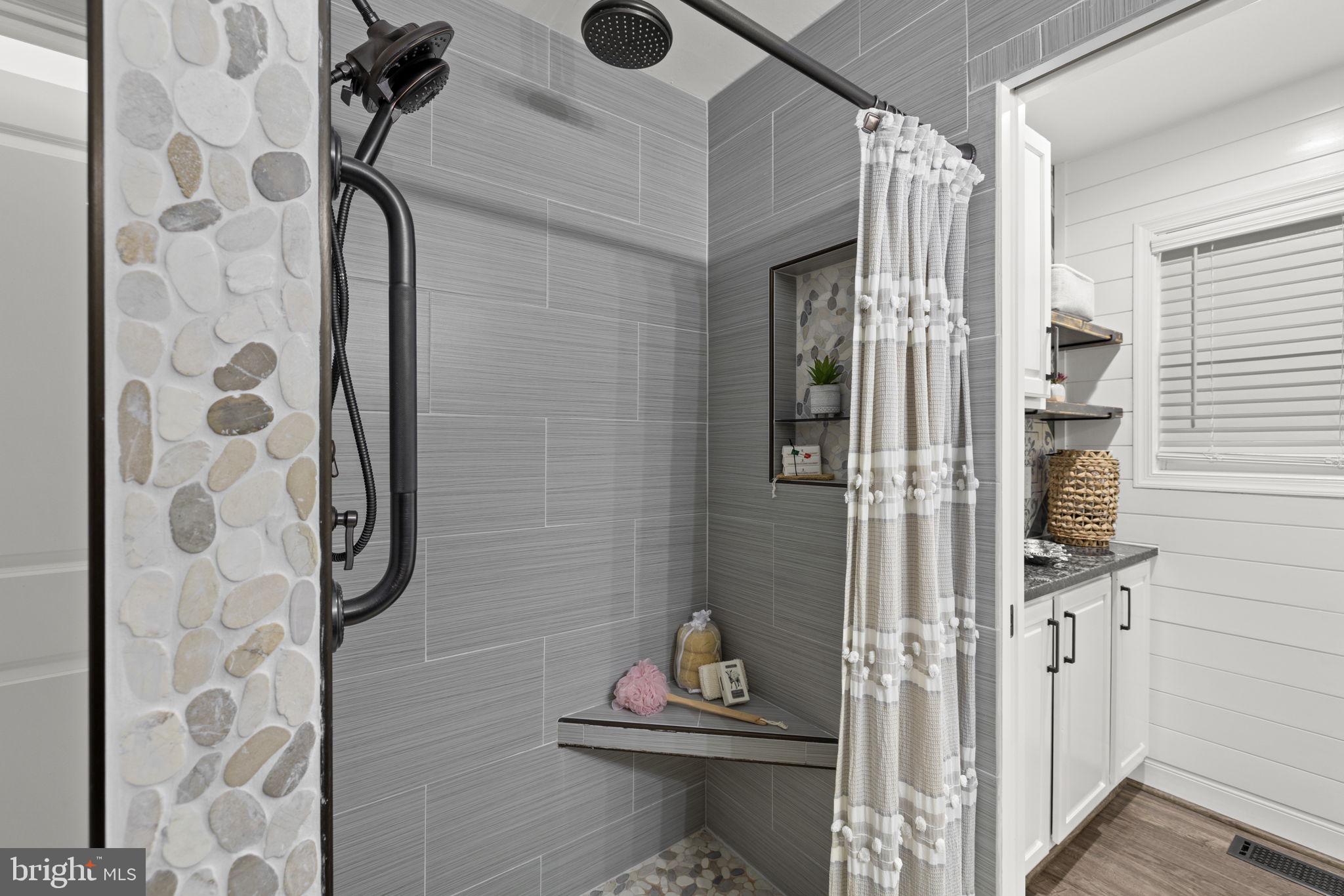 LAKE OF THE WOODS - Residential