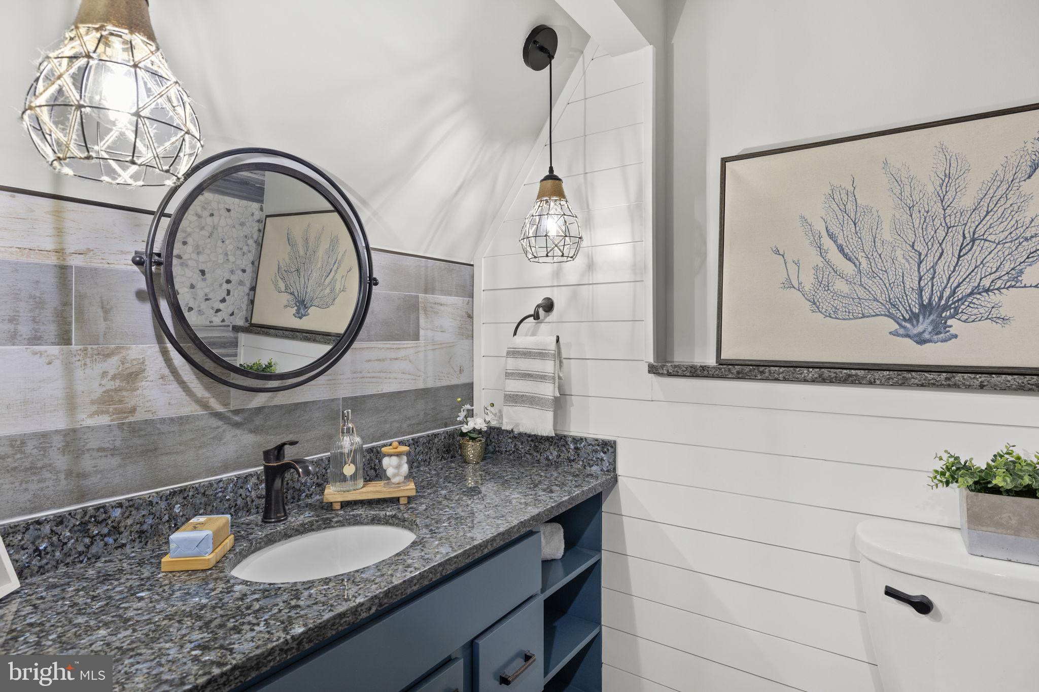 LAKE OF THE WOODS - Residential