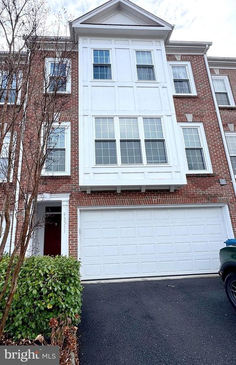 43511 EVIAN LANE CHANTILLY VA 20152