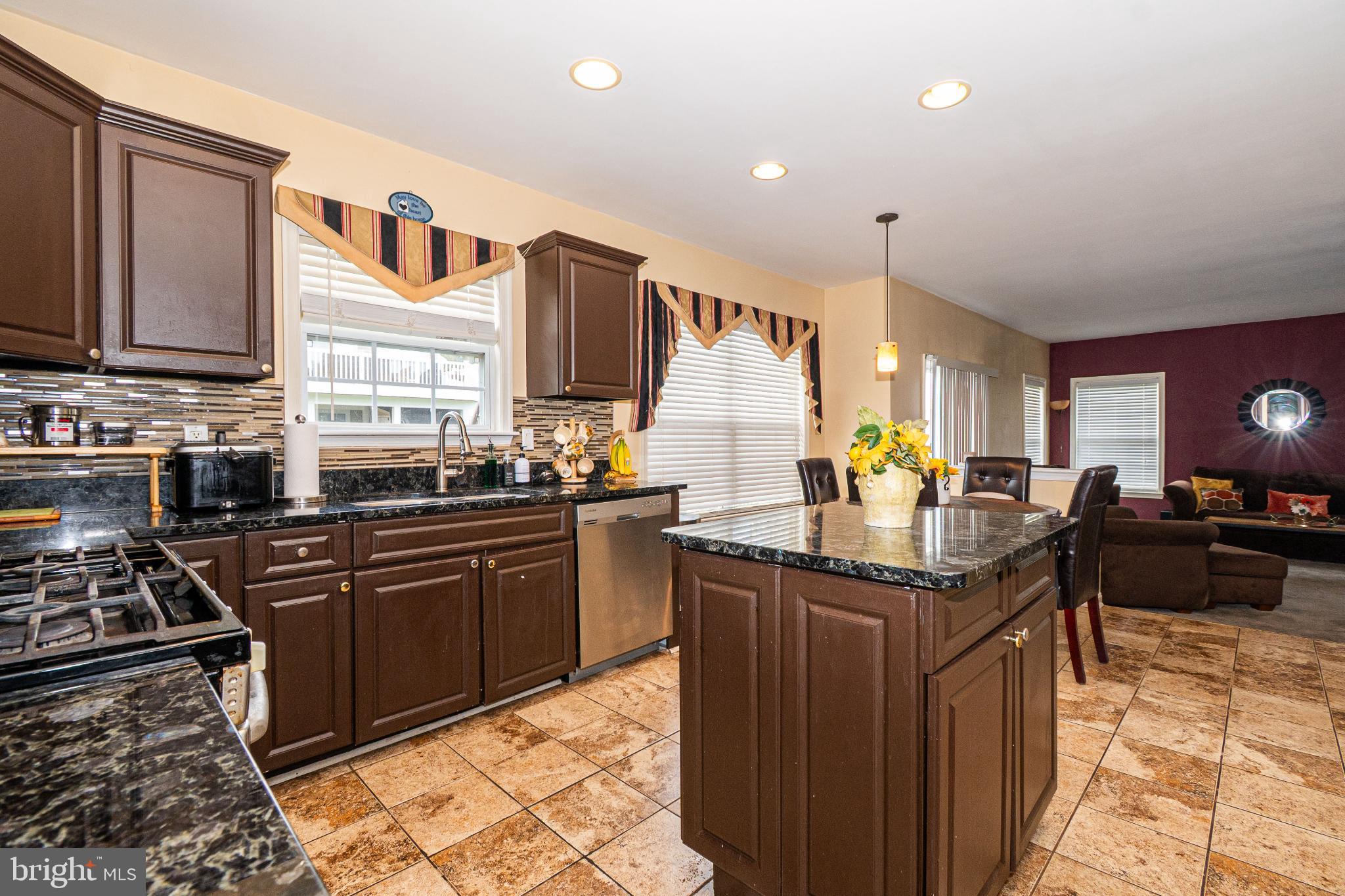 WOODBROOK - Residential