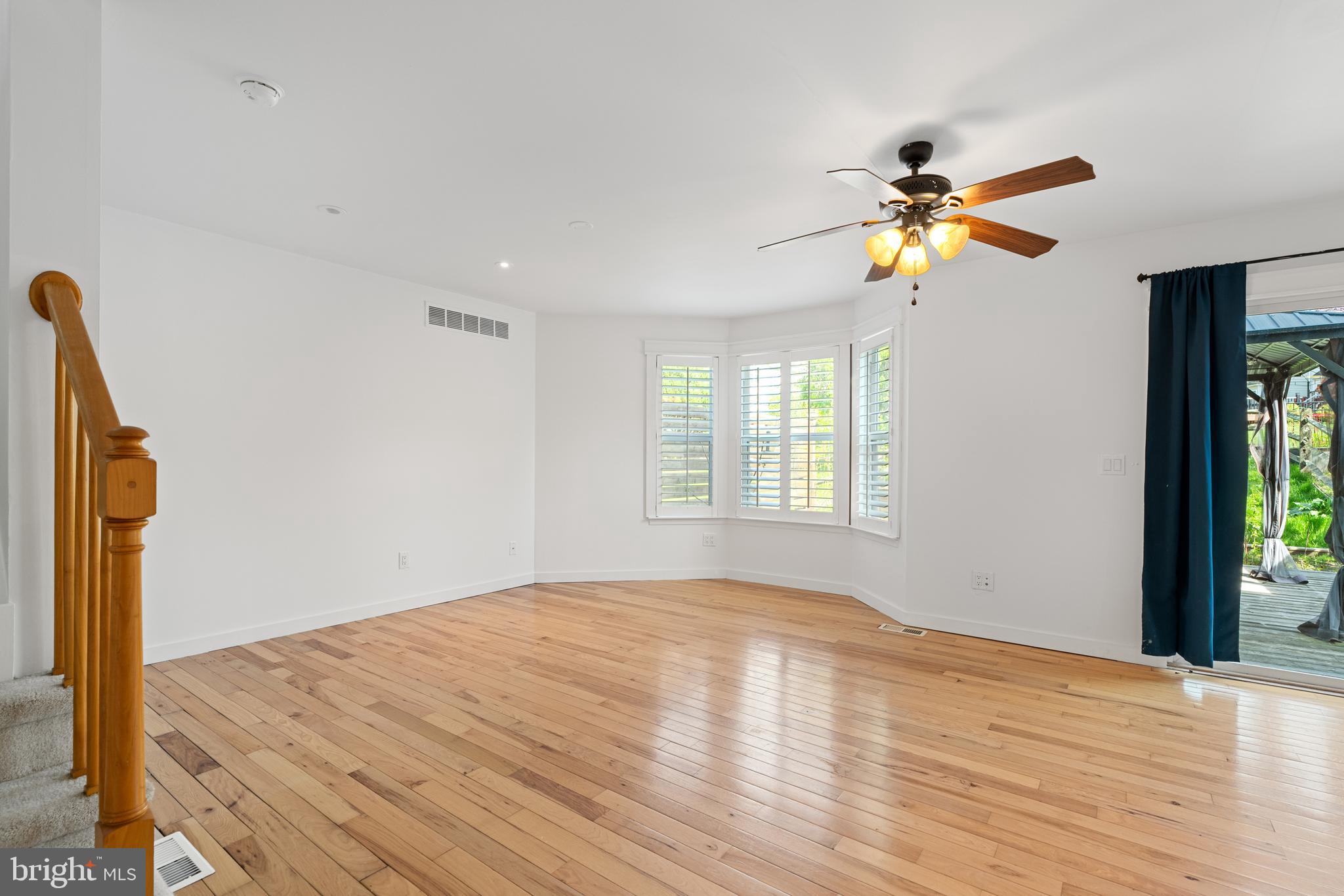 BANBURY CROSSING - Residential