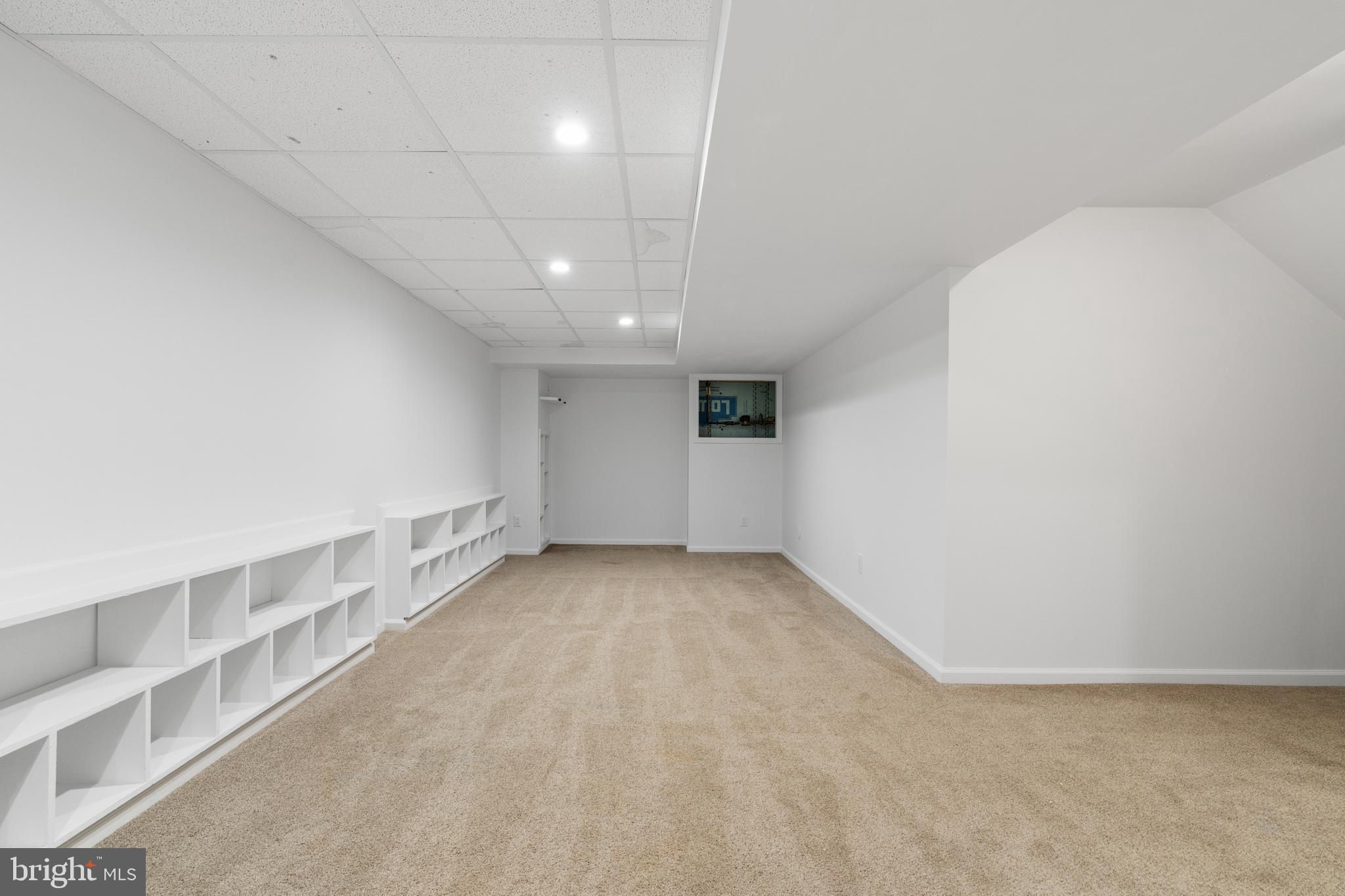 BANBURY CROSSING - Residential