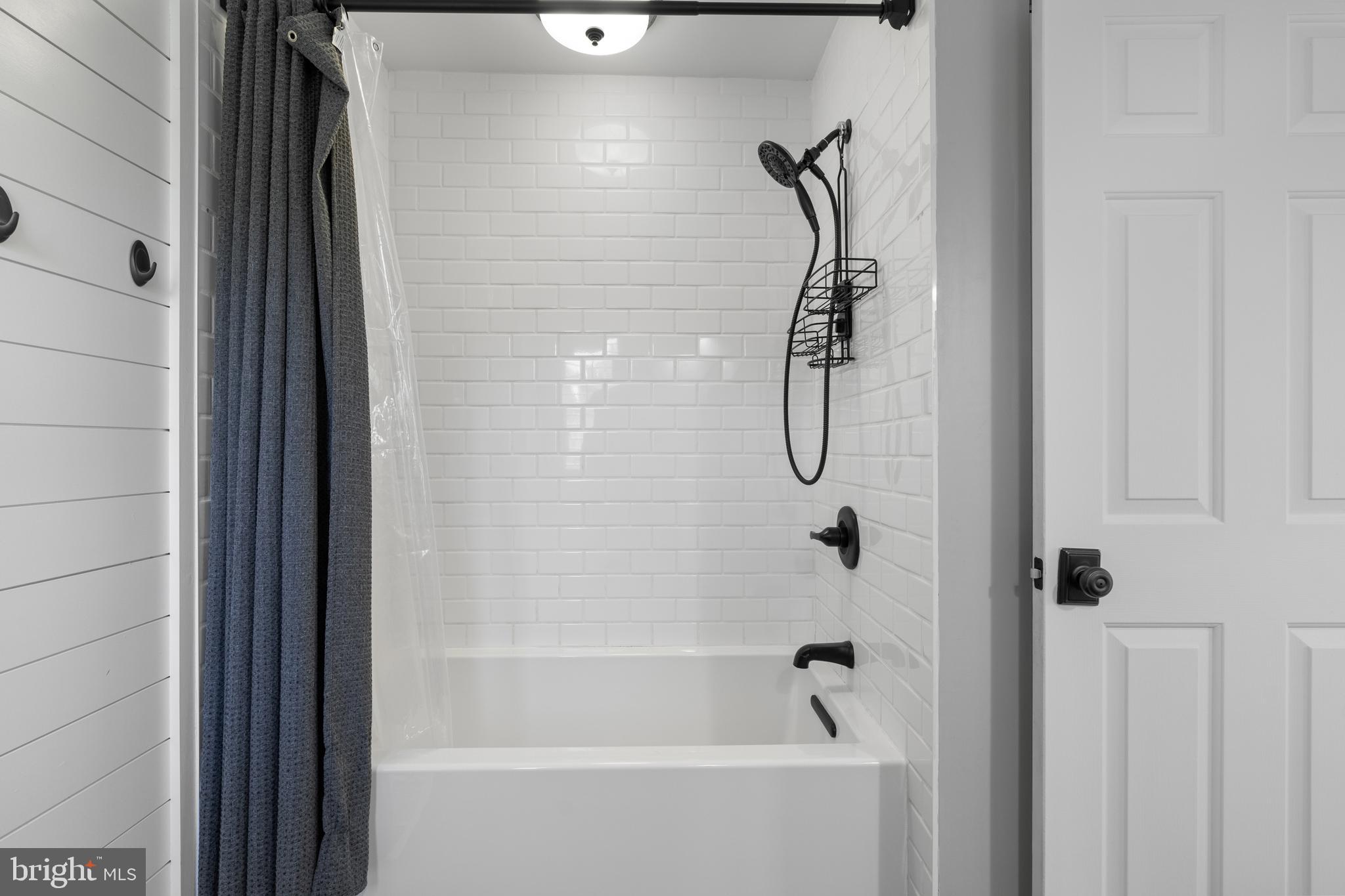 BANBURY CROSSING - Residential