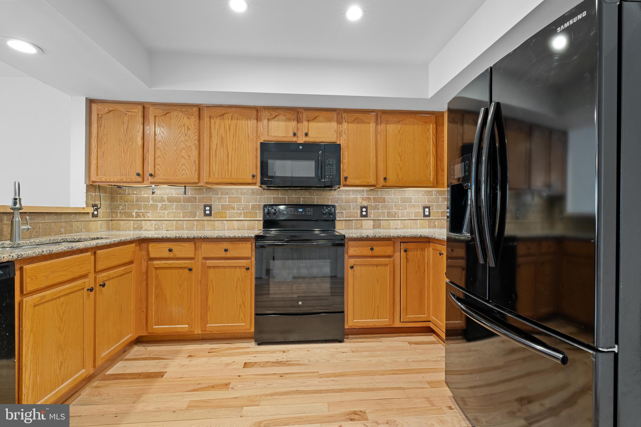 BANBURY CROSSING - Residential