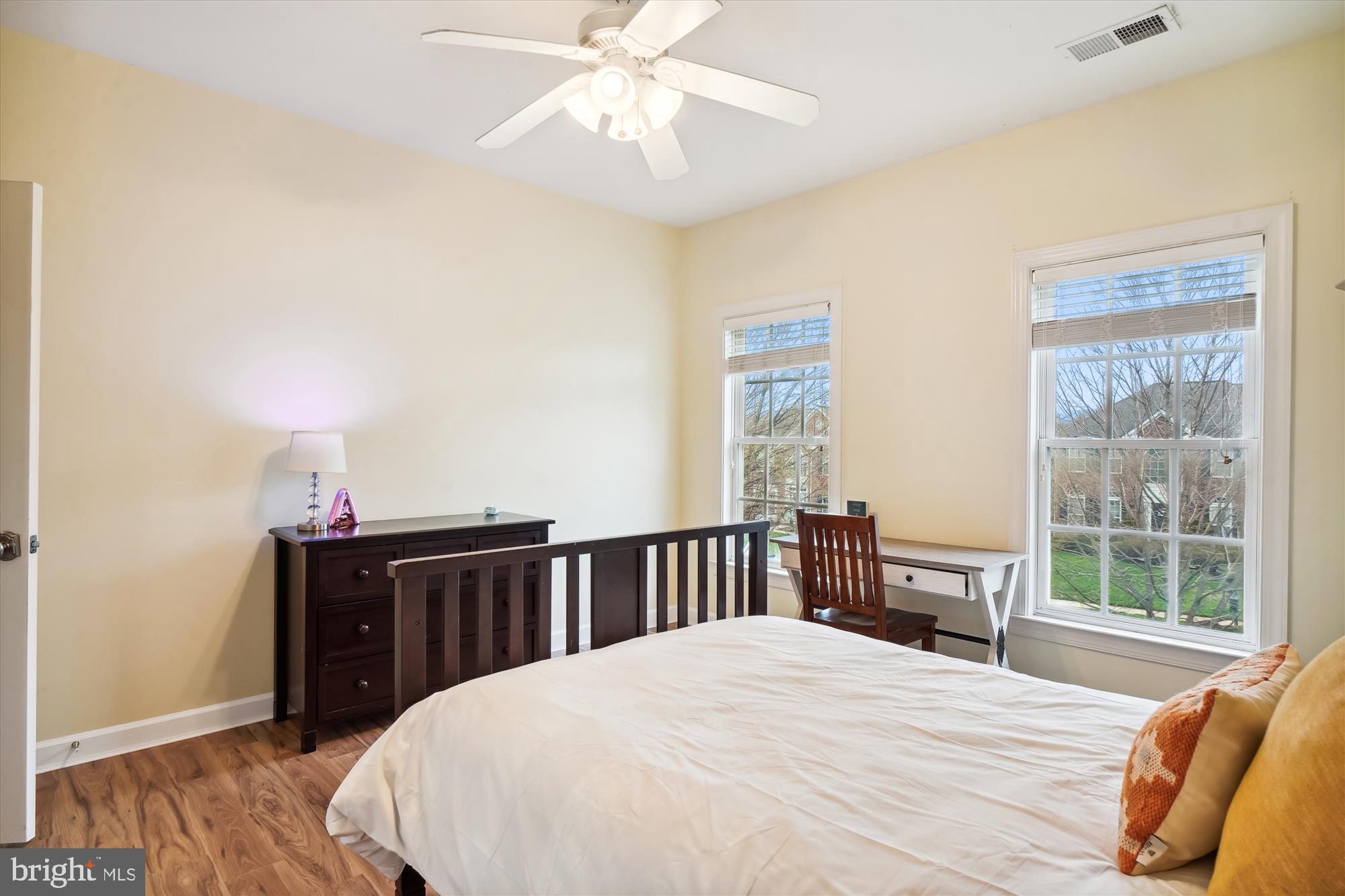 GLENBROOK - Residential