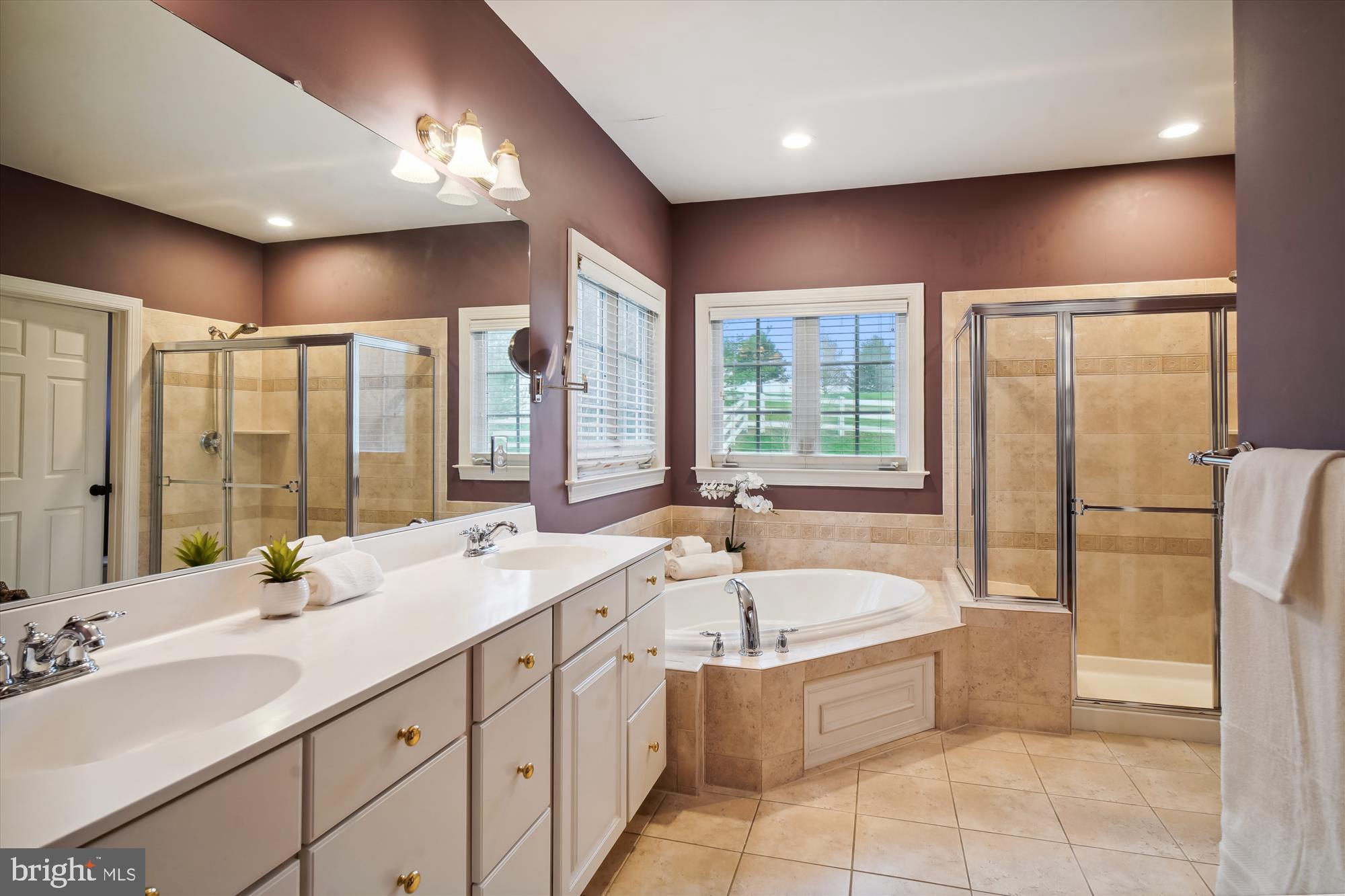 GLENBROOK - Residential