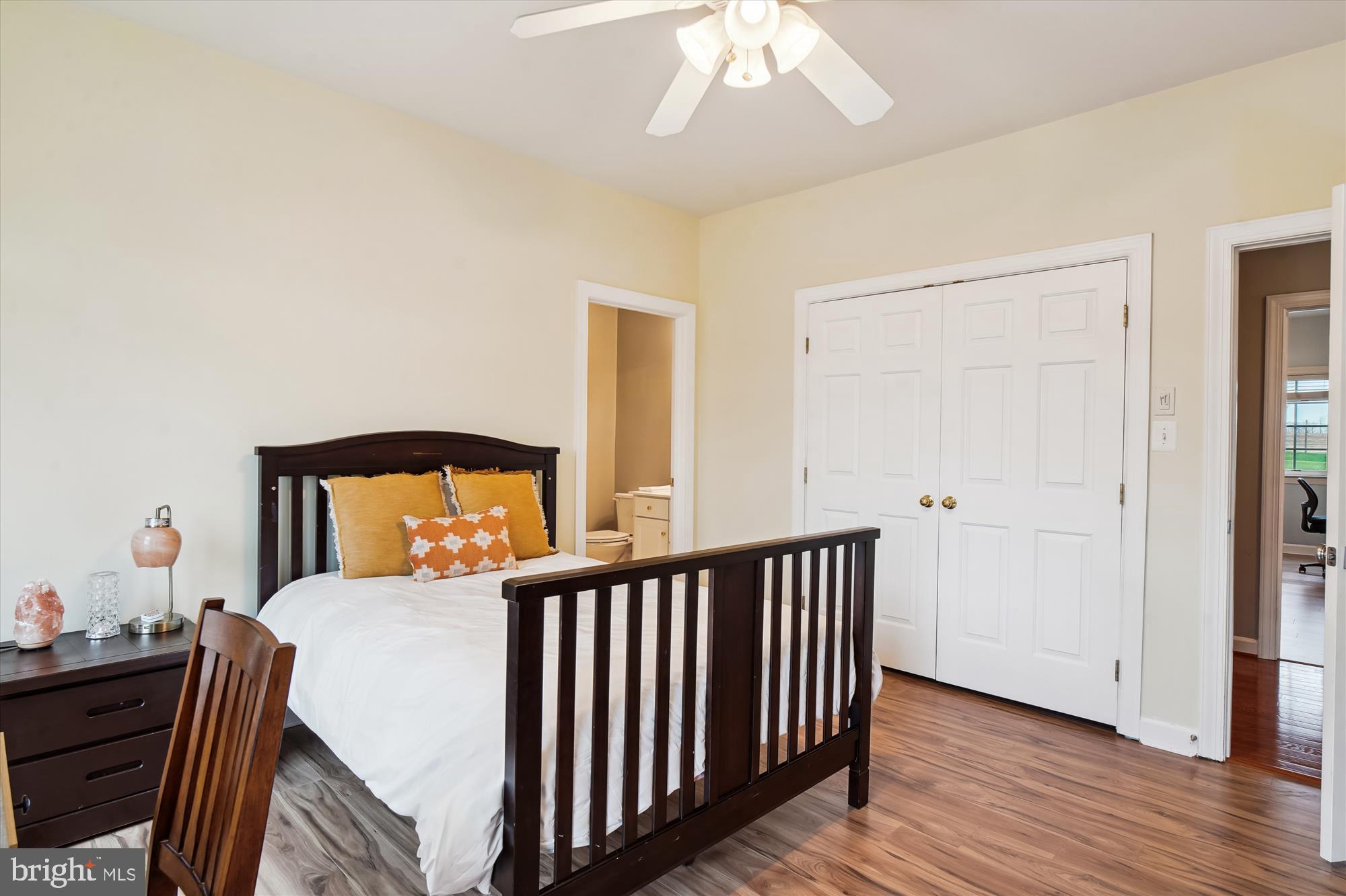 GLENBROOK - Residential