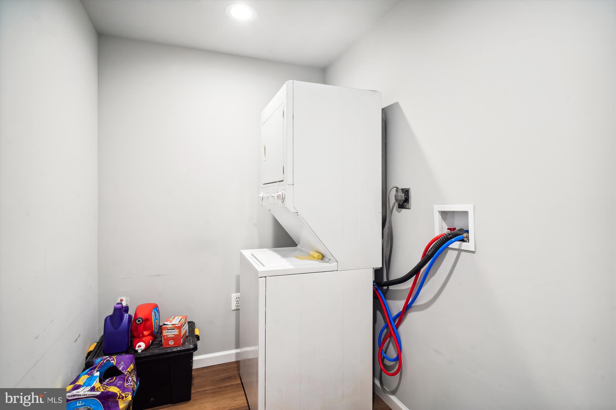 GLENBROOK - Residential